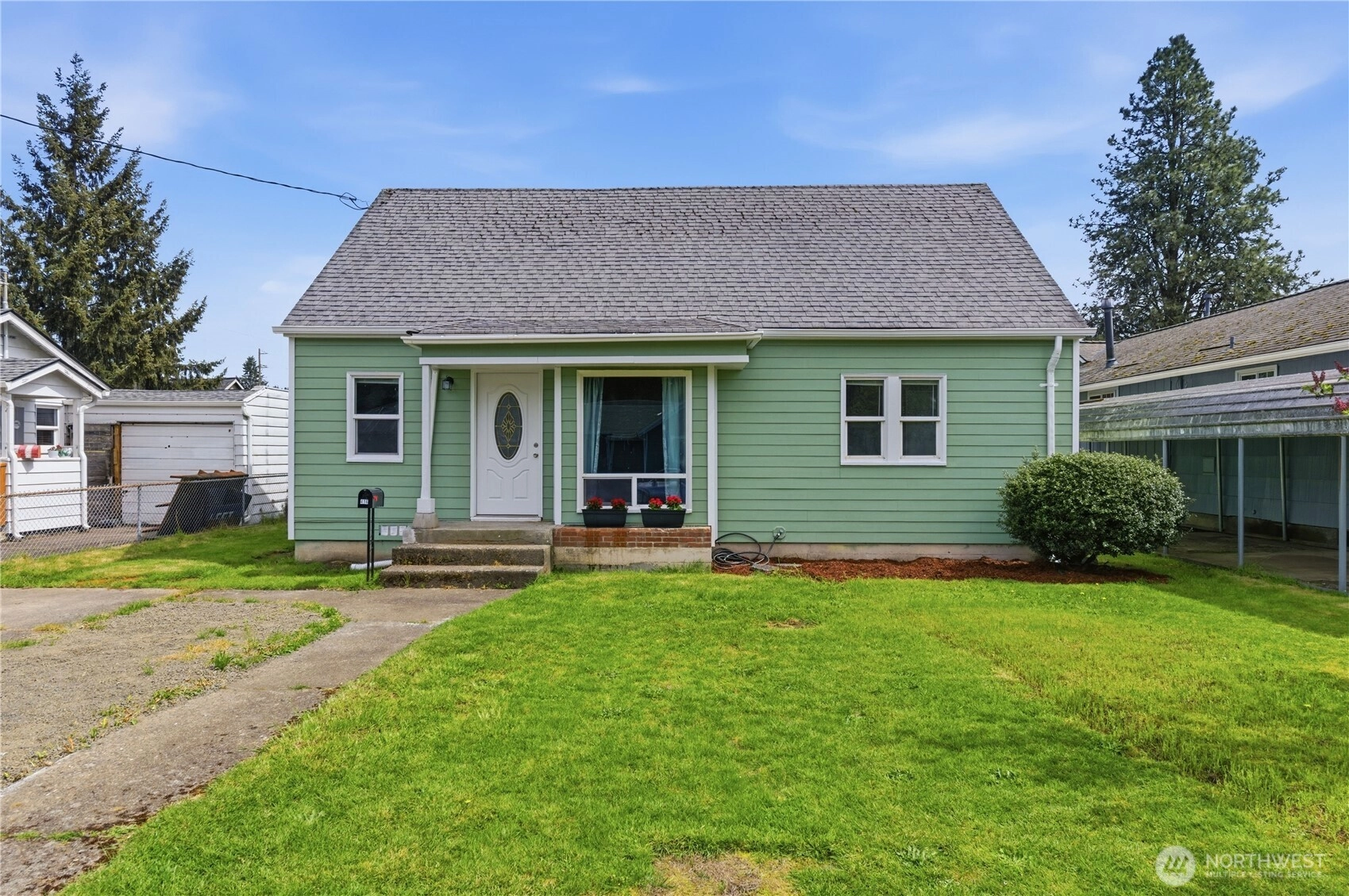 416 NW 5th Ave Kelso WA 98626