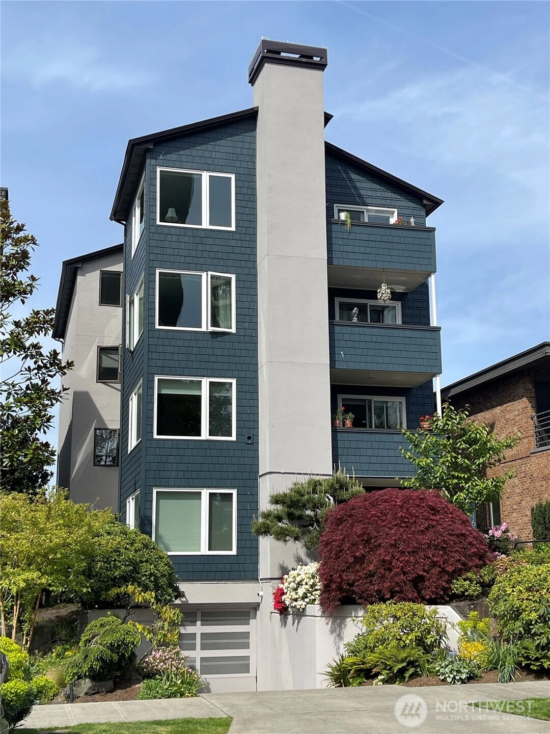 1615 43rd Ave NE Seattle WA 98112