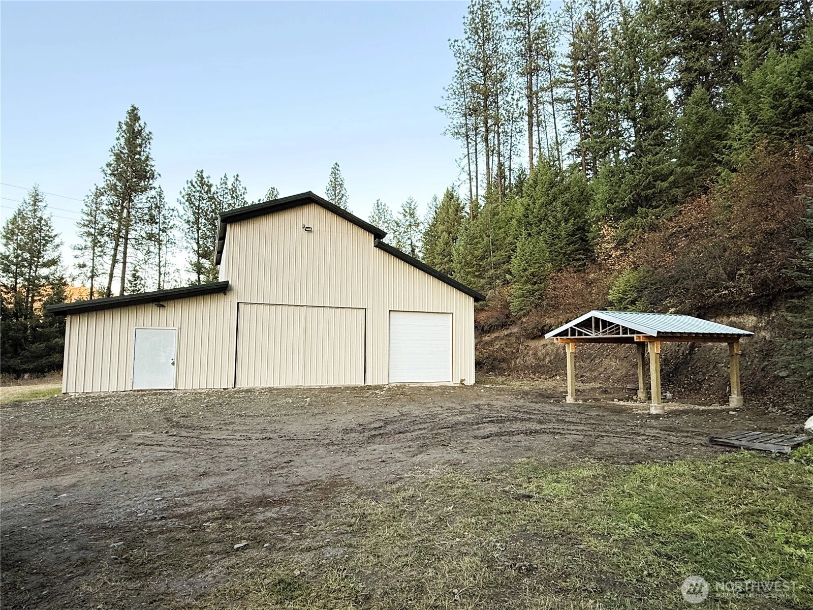 30543 Hwy 20 E Republic WA 99166