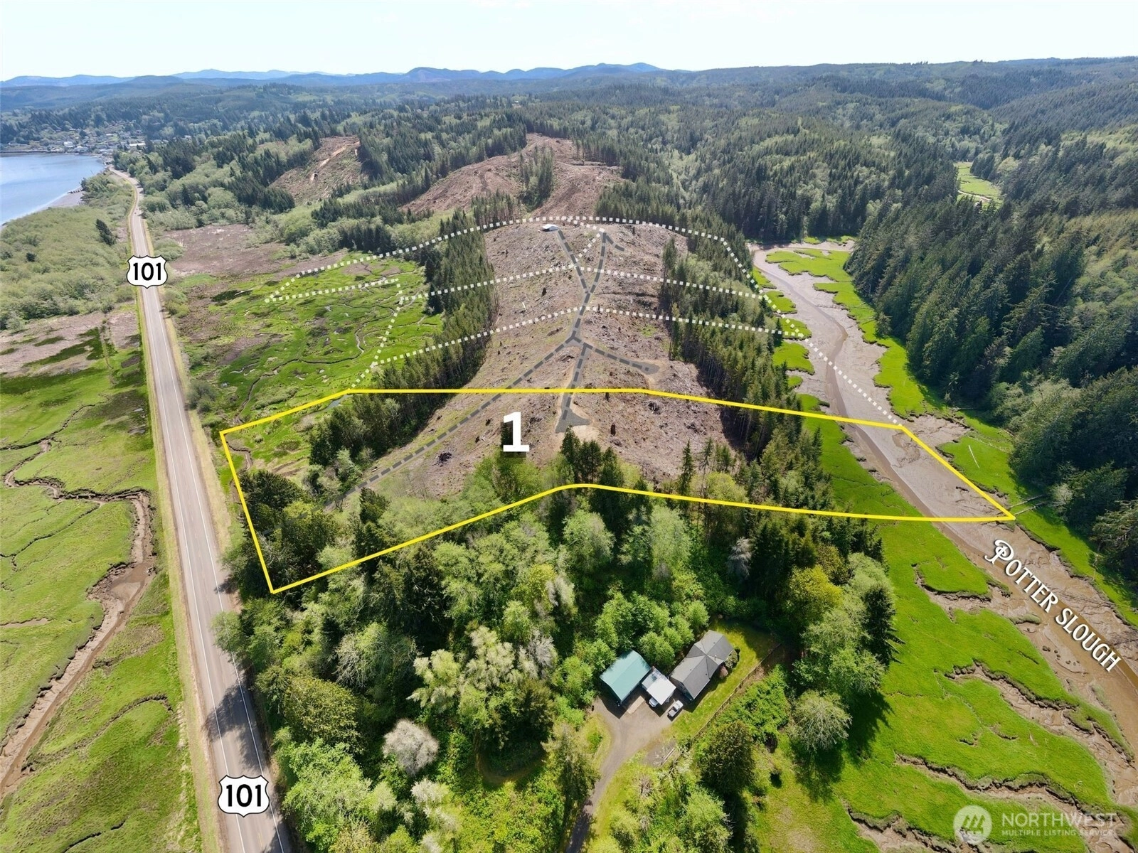 8462 Us Highway 101 Unit  South Bend WA 98586