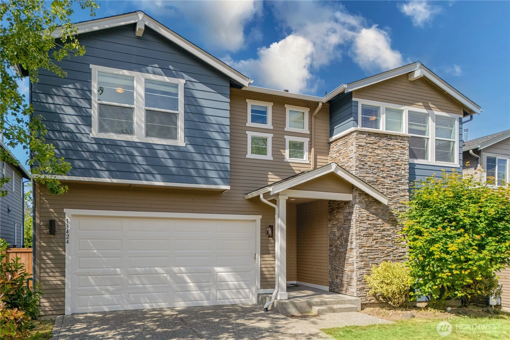 13424 Little Bear Creek Pl Unit  Woodinville WA 98072