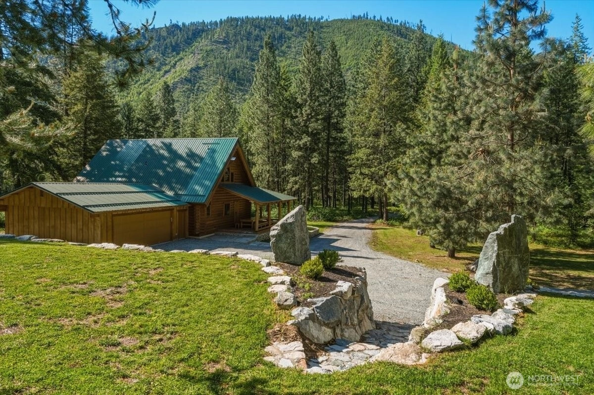 2250 First Creek Rd Chelan WA 98816