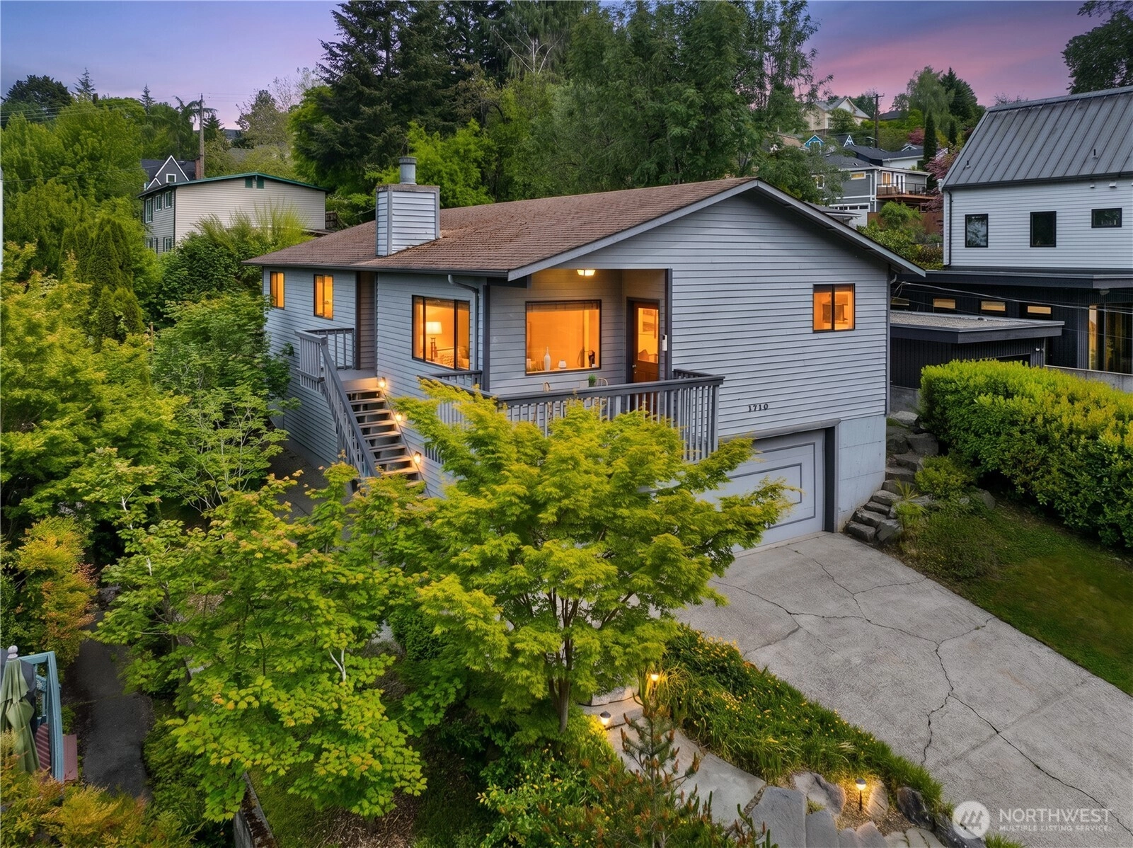 1710 30th Ave Seattle WA 98122