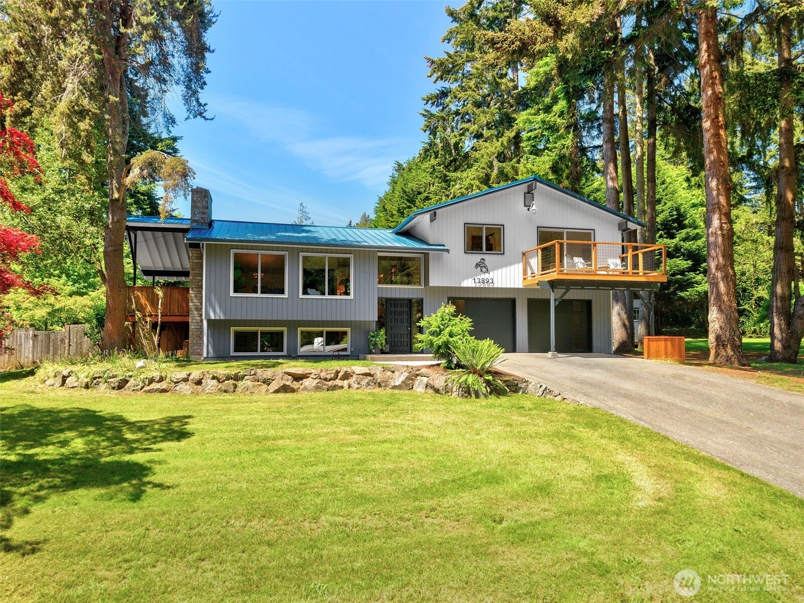 13893 John St NE Bainbridge Island WA 98110