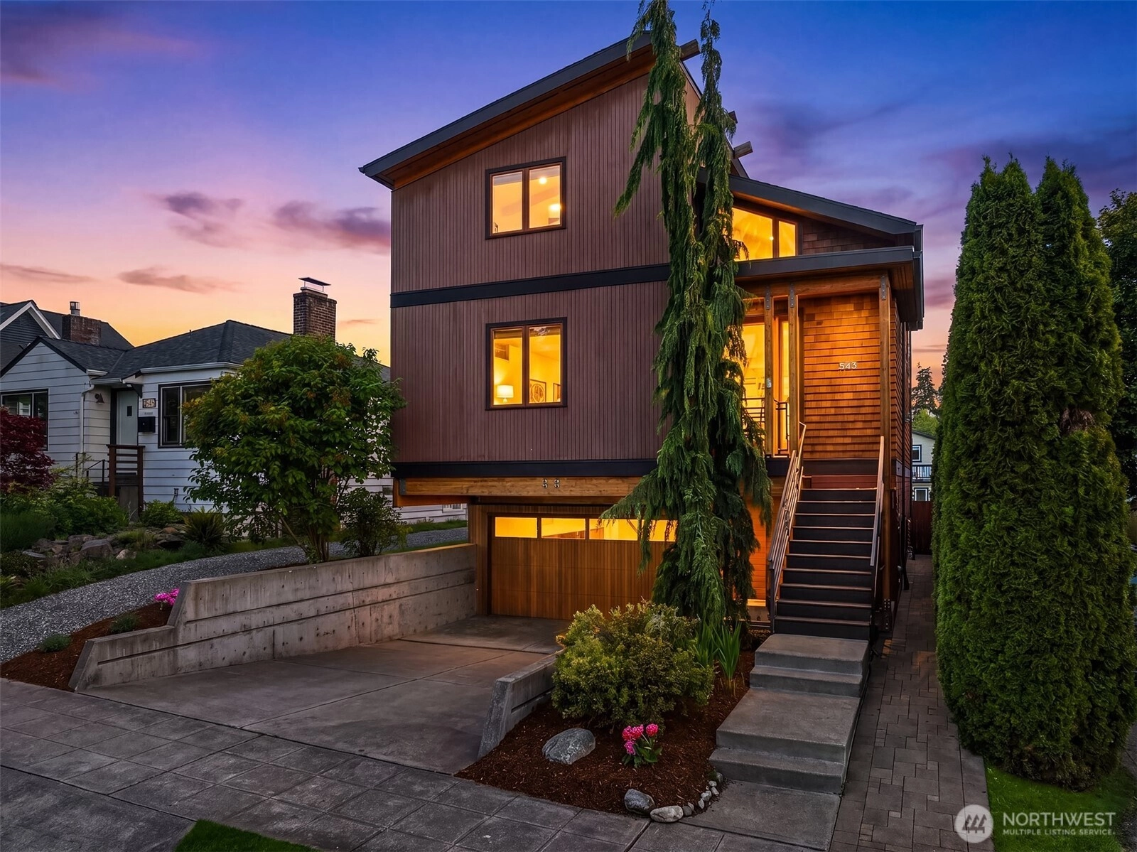 543 N 83rd St Unit  Seattle WA 98103