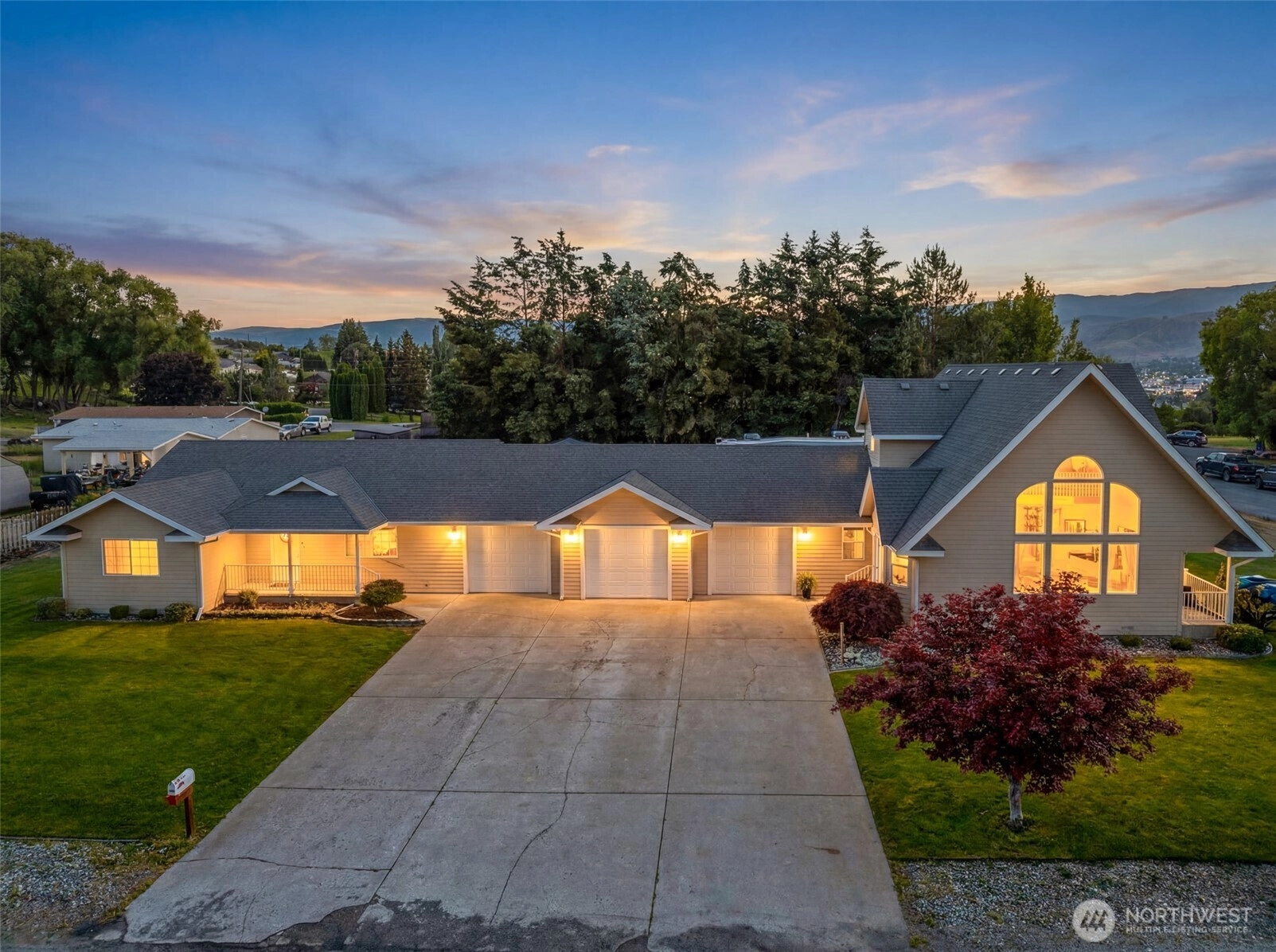 2509 NW Boston Ave East Wenatchee WA 98802