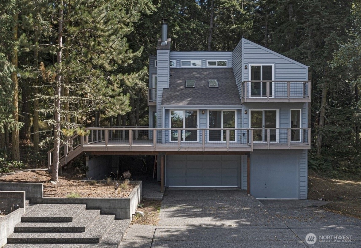 27 Dryad Pl Unit  Lopez Island WA 98261