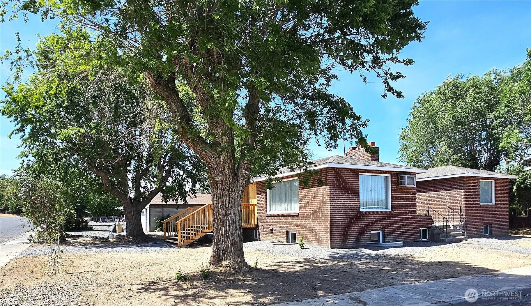 134 4th Ave SE Soap Lake WA 98851