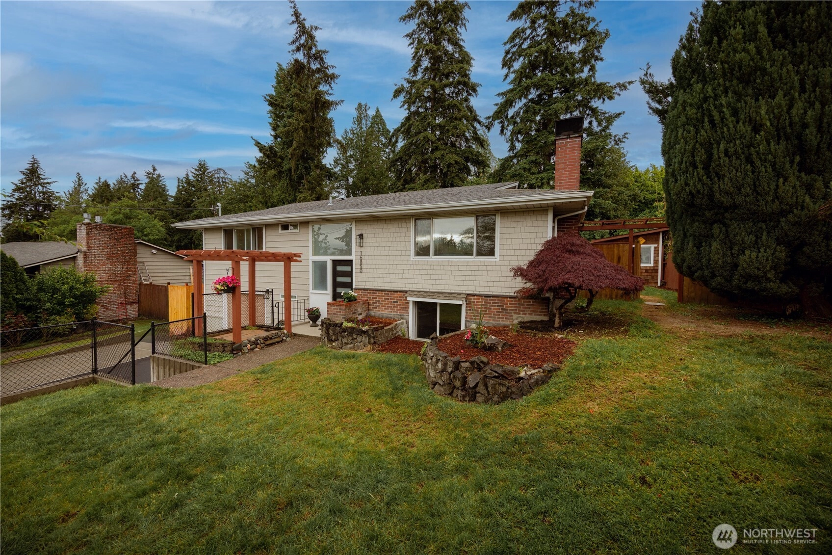 16850 31st Pl S SeaTac WA 98188
