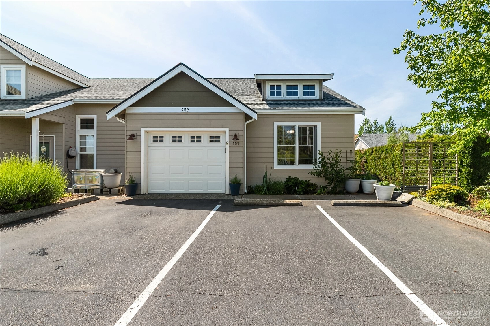 959 Aaron Dr Unit E107 Unit E107 Lynden WA 98264