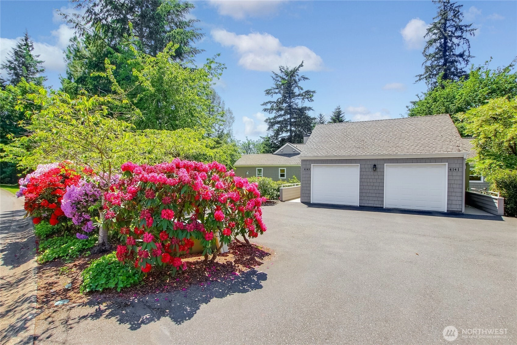 4143 220th Pl SE Unit 2064 Unit 2064 Issaquah WA 98029