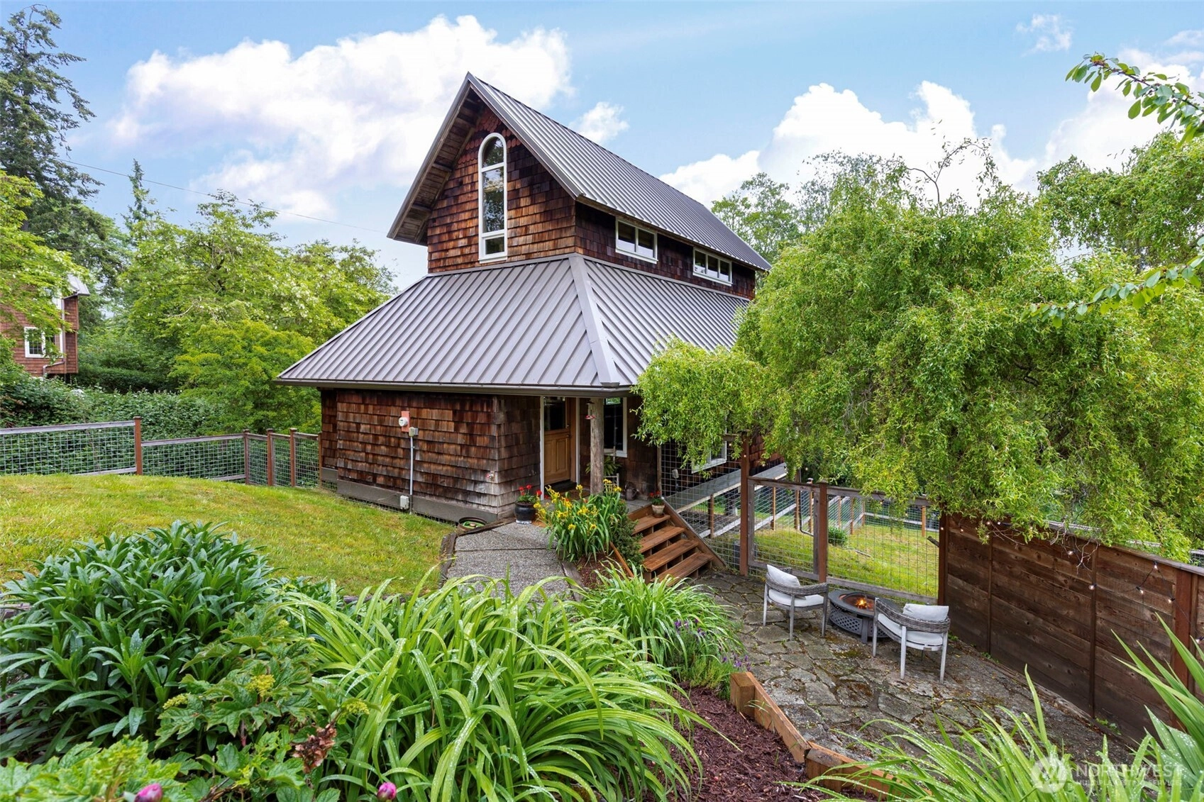 4710 New Sweden Ave NE Bainbridge Island WA 98110