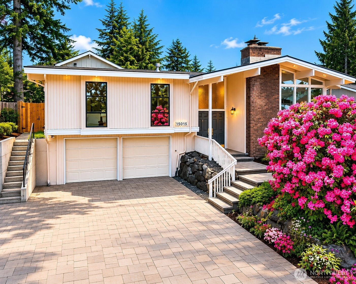 15015 SE 46th Pl Unit  Bellevue WA 98006
