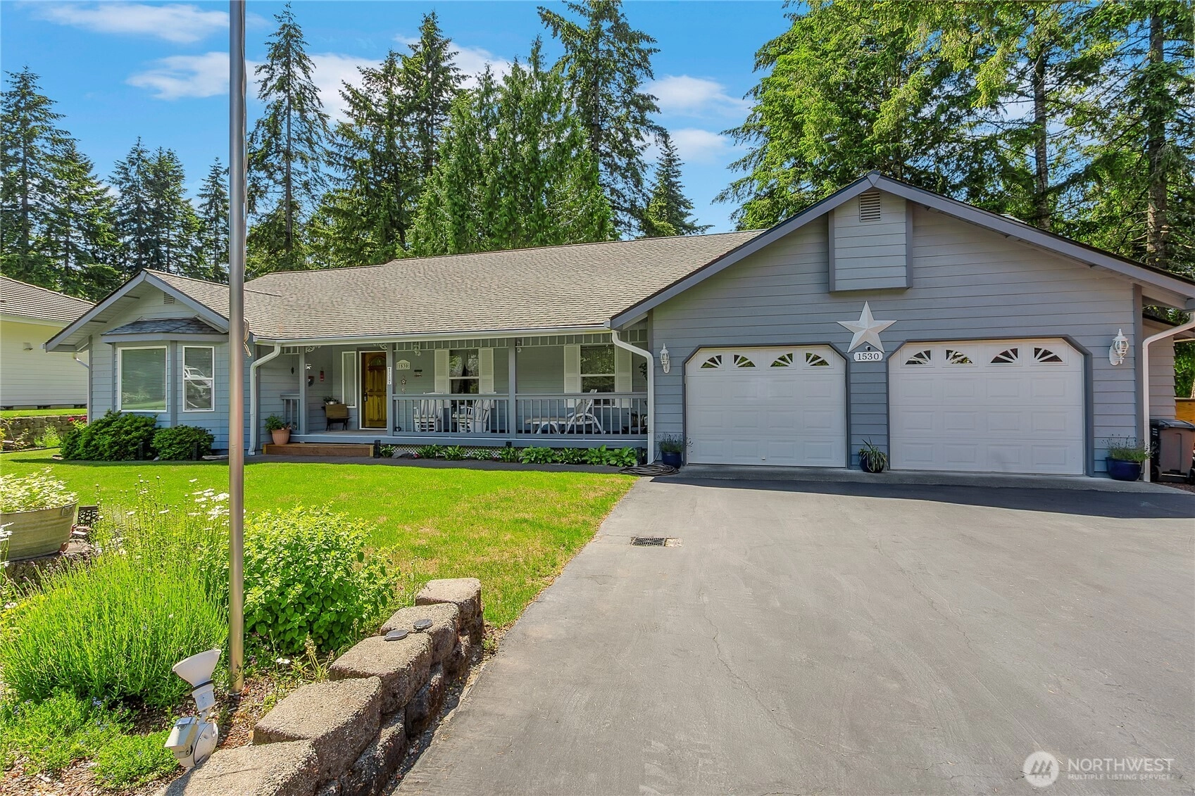 1530 E Old Ranch Rd Allyn WA 98524