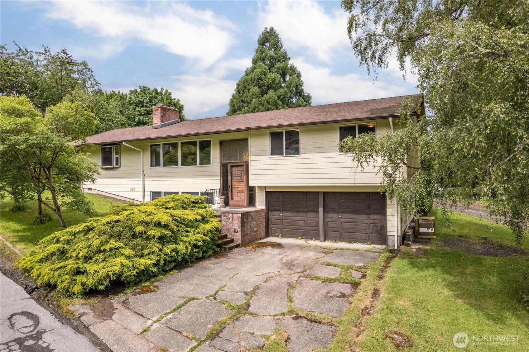 111 Canyon View Dr Longview WA 98632