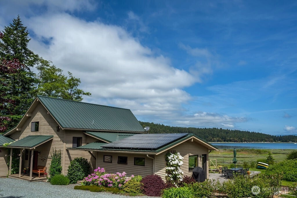 3757 Mud Bay Rd Lopez Island WA 98261