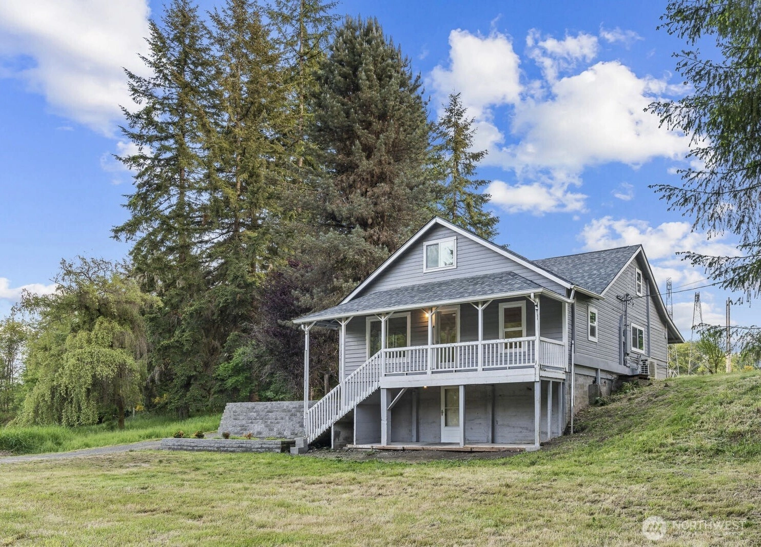 172 S Bank Rd Elma WA 98541