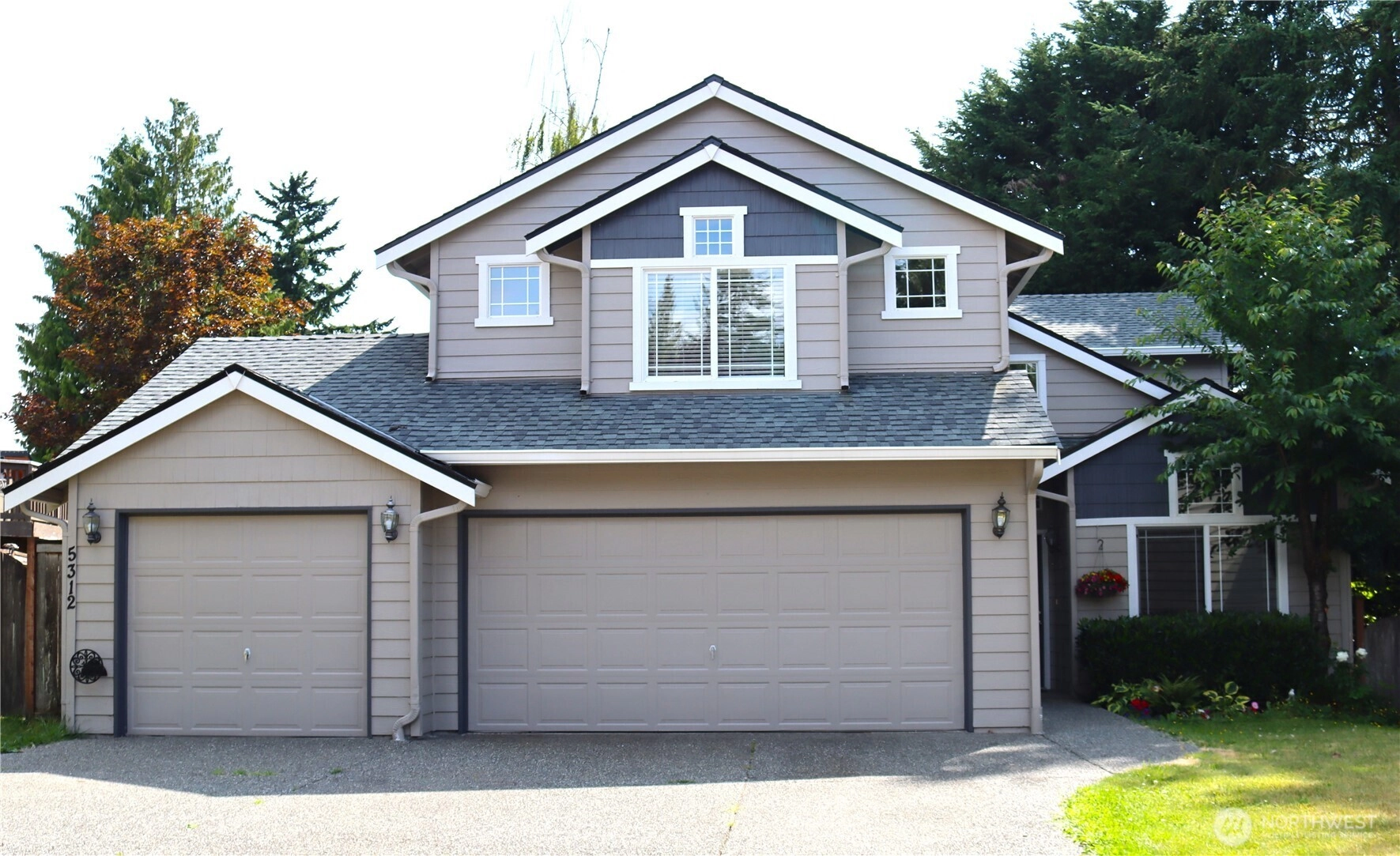 5312 Picnic Point Rd Unit  Edmonds WA 98026