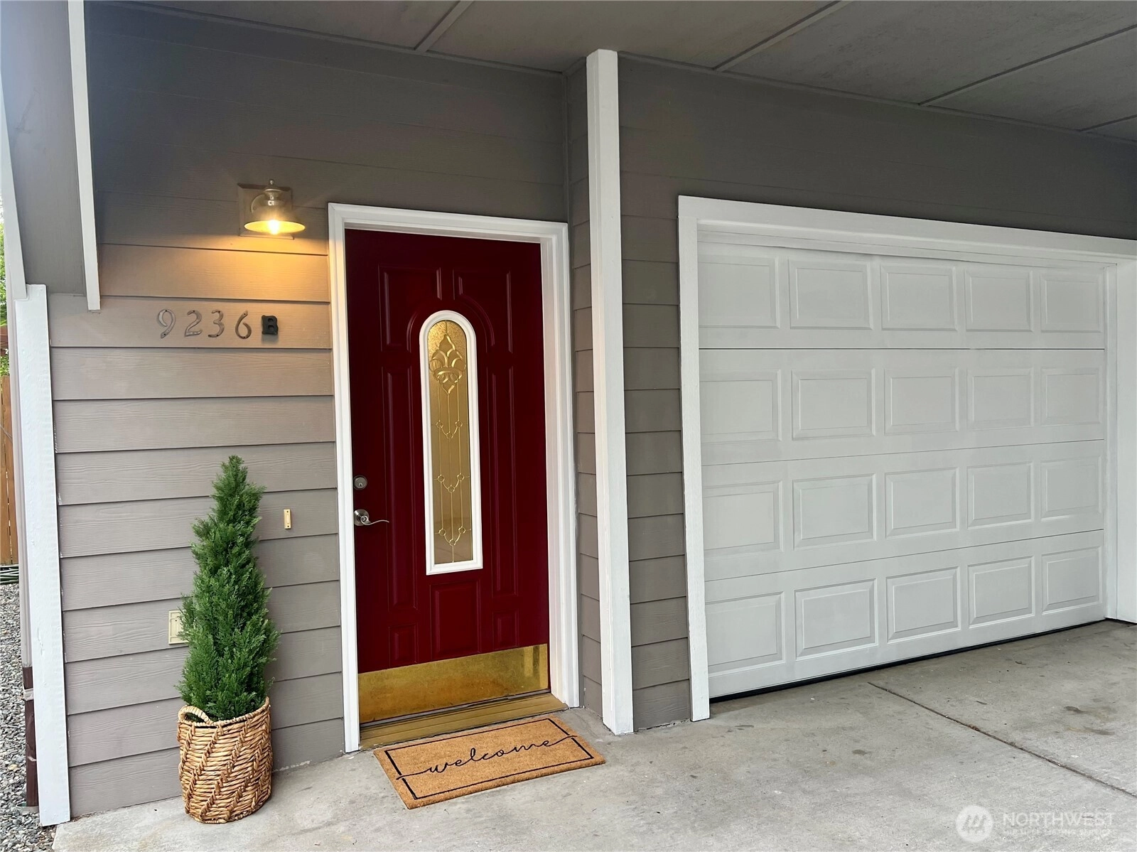 9236 Interlake Ave N Unit B Unit B Seattle WA 98103