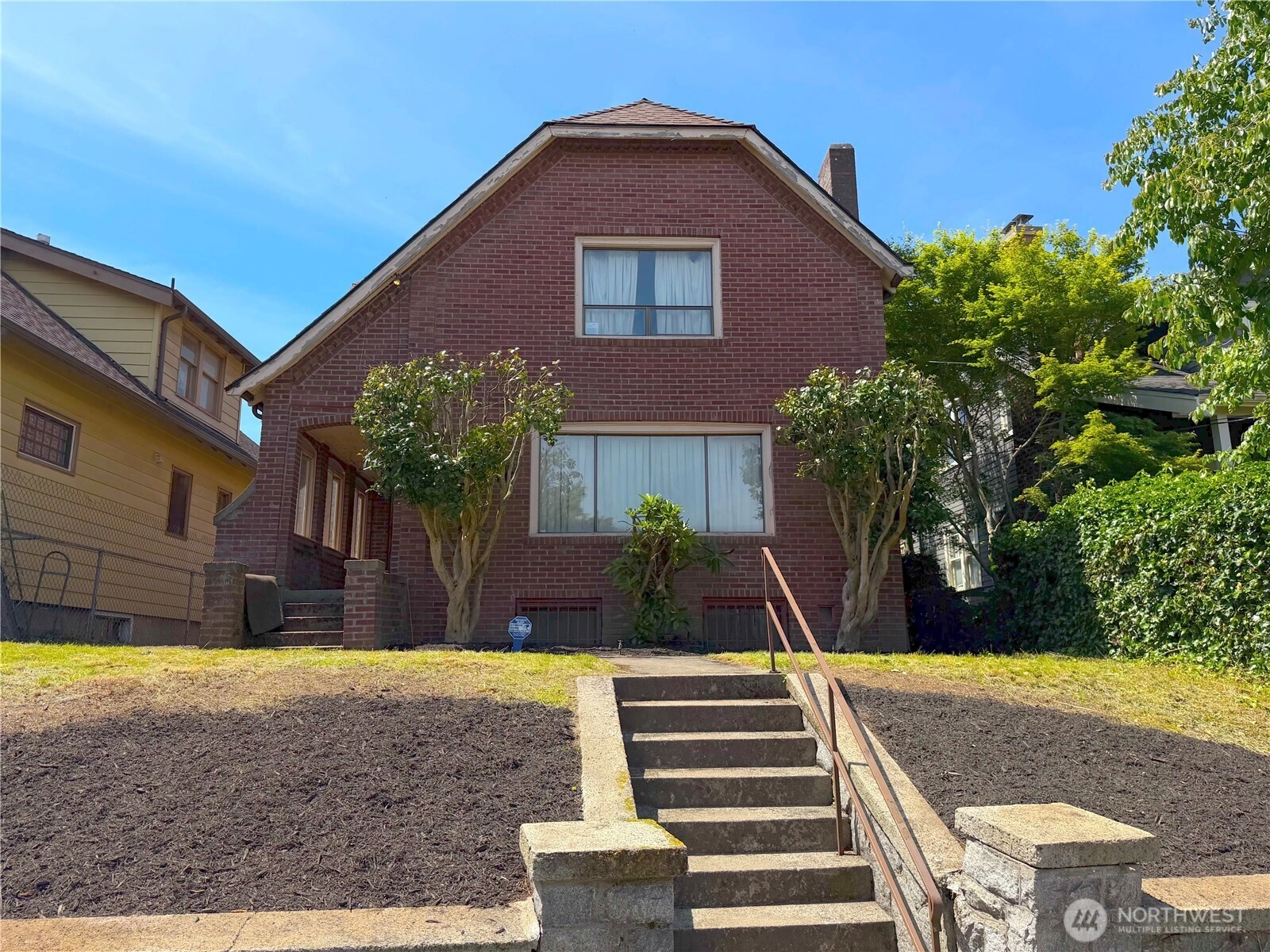 3045 19th Ave S Seattle WA 98144