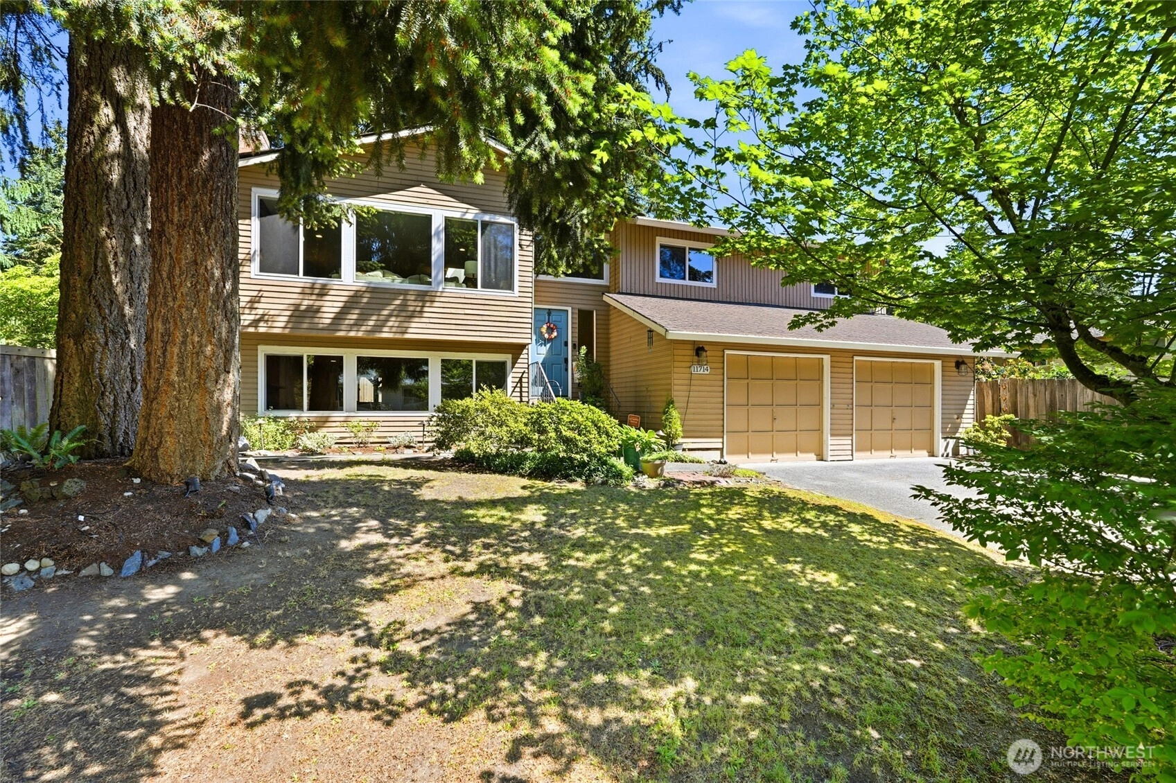 11714 SE 93rd St Newcastle WA 98056