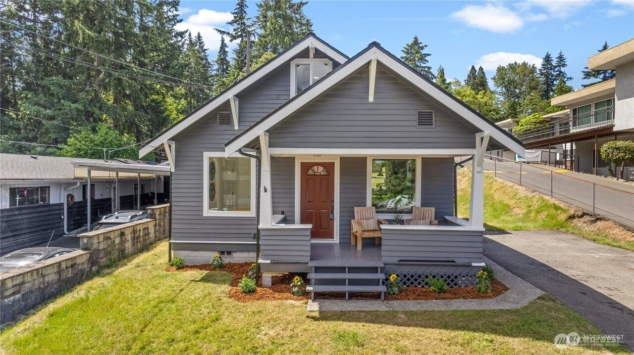 1021 SW 130th St Burien WA 98146
