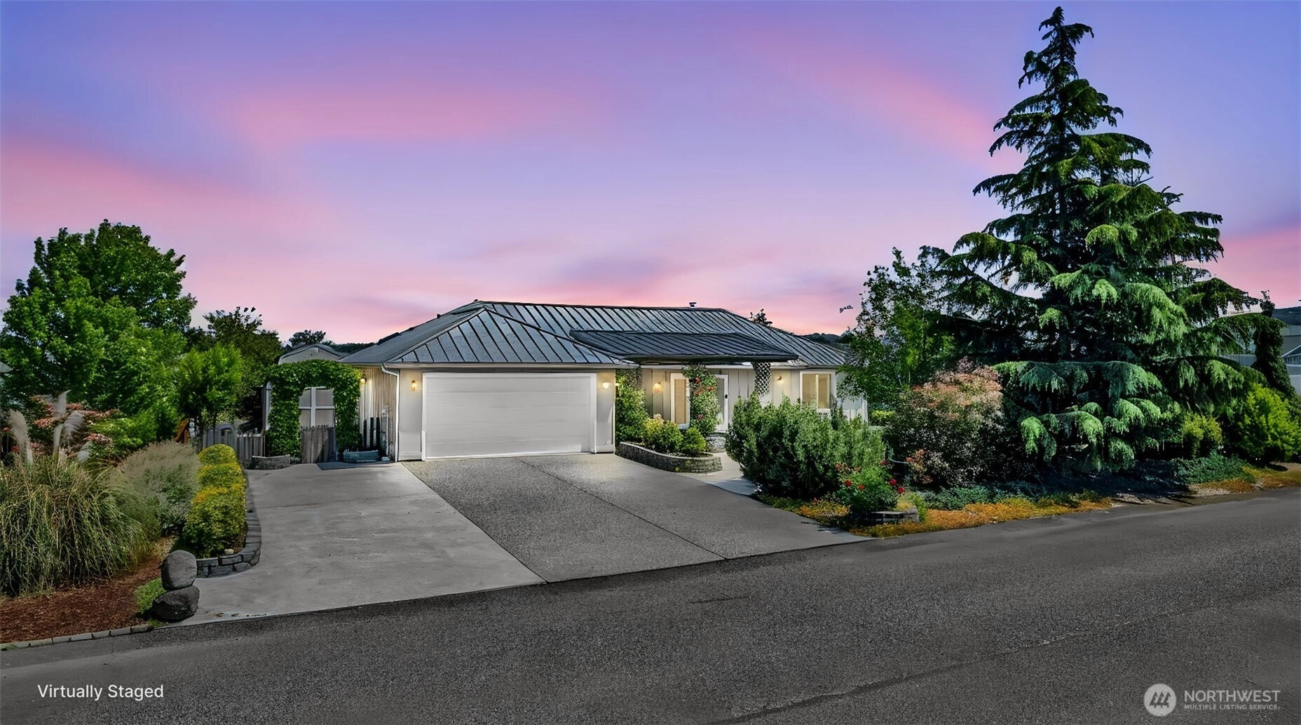 181 Duke Dr Unit  Sequim WA 98382