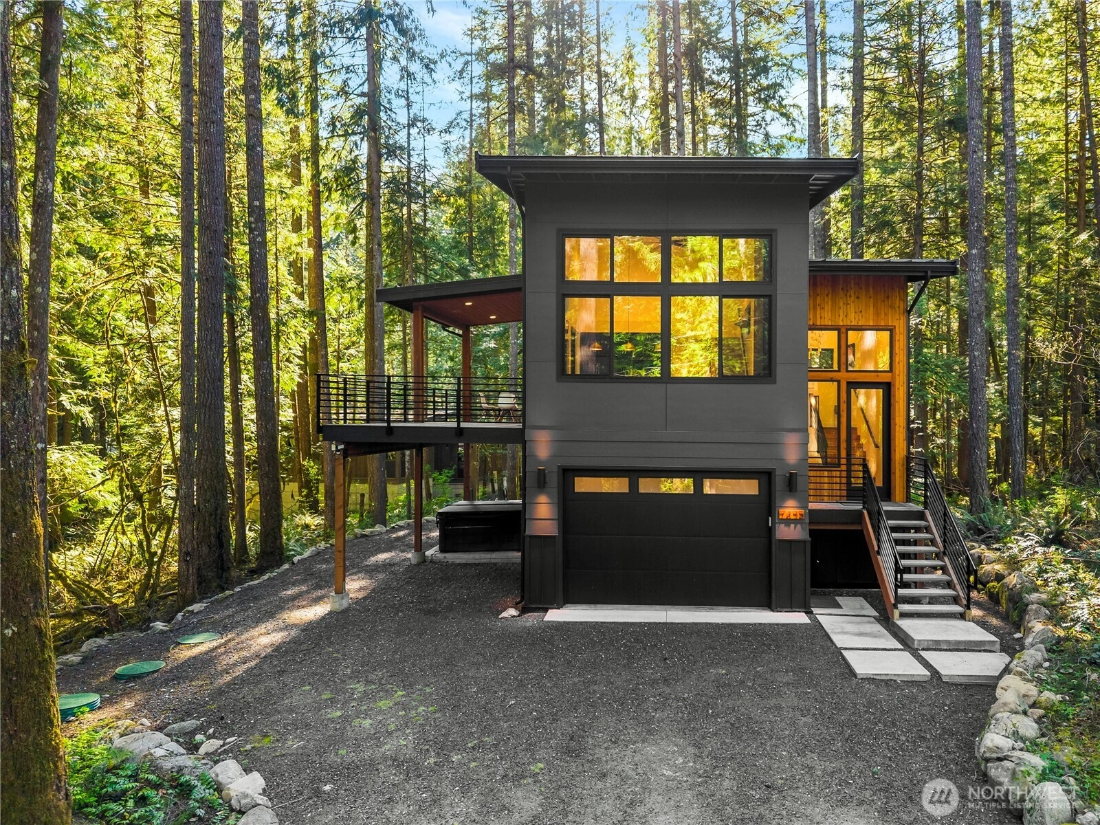 7475 Canyon View Dr Deming WA 98244