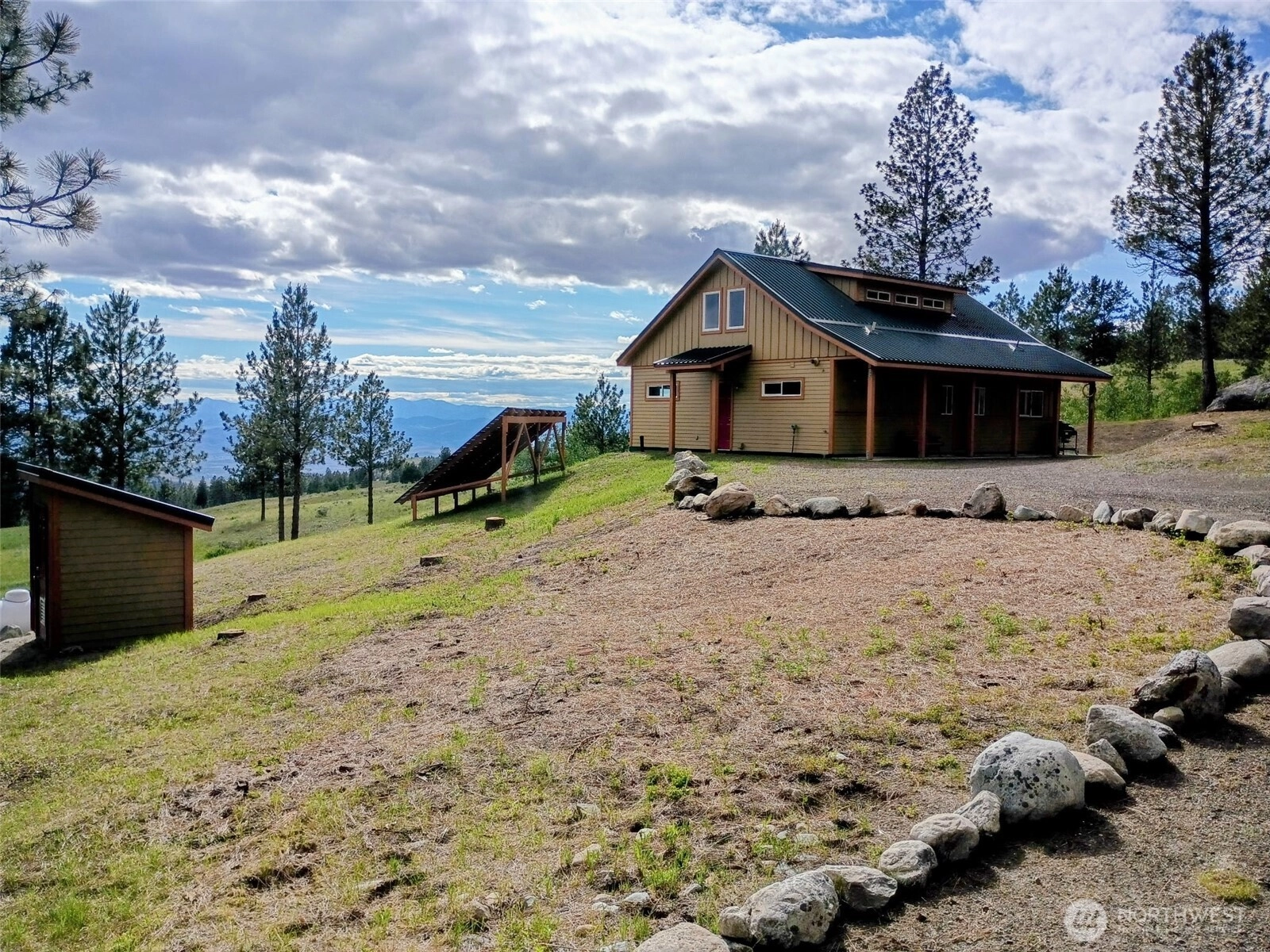 359 Bandtman Rd Tonasket WA 98855