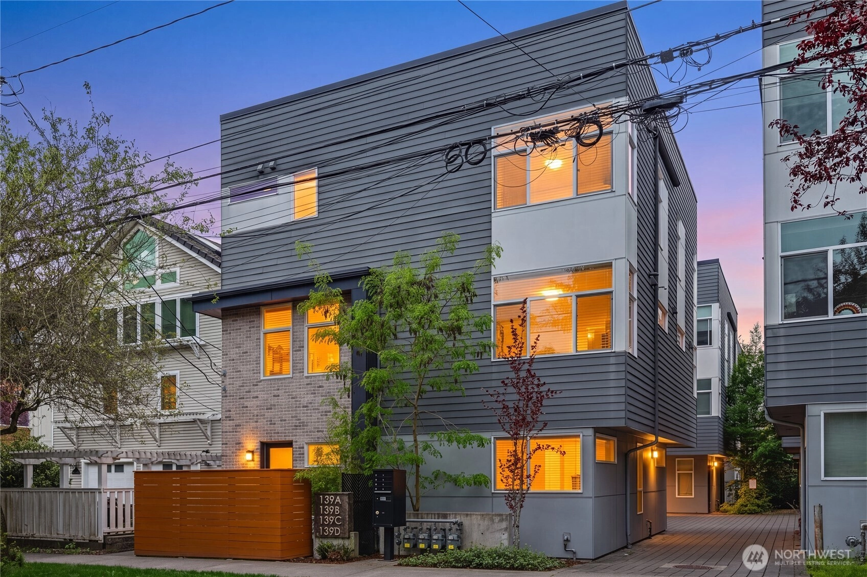 139 22nd Ave E Unit A Unit A Seattle WA 98112