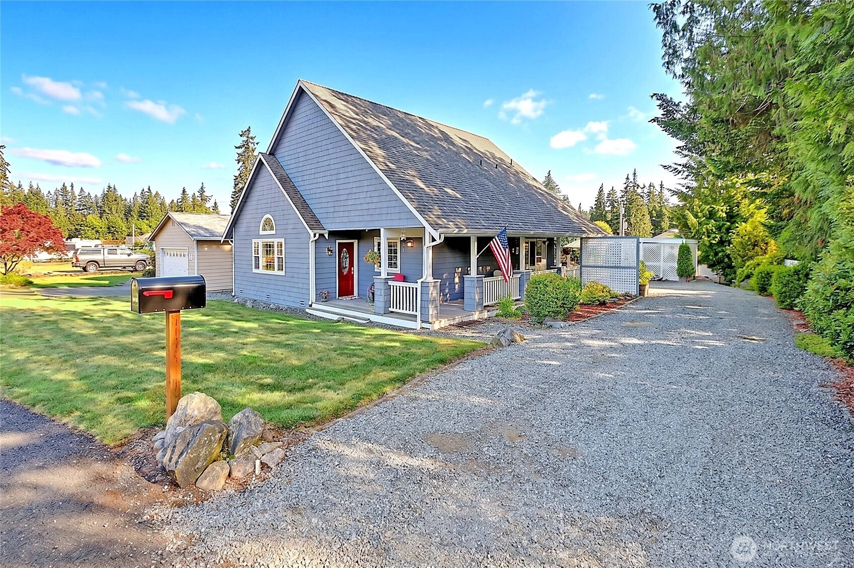 237 Heather Dr Camano Island WA 98282