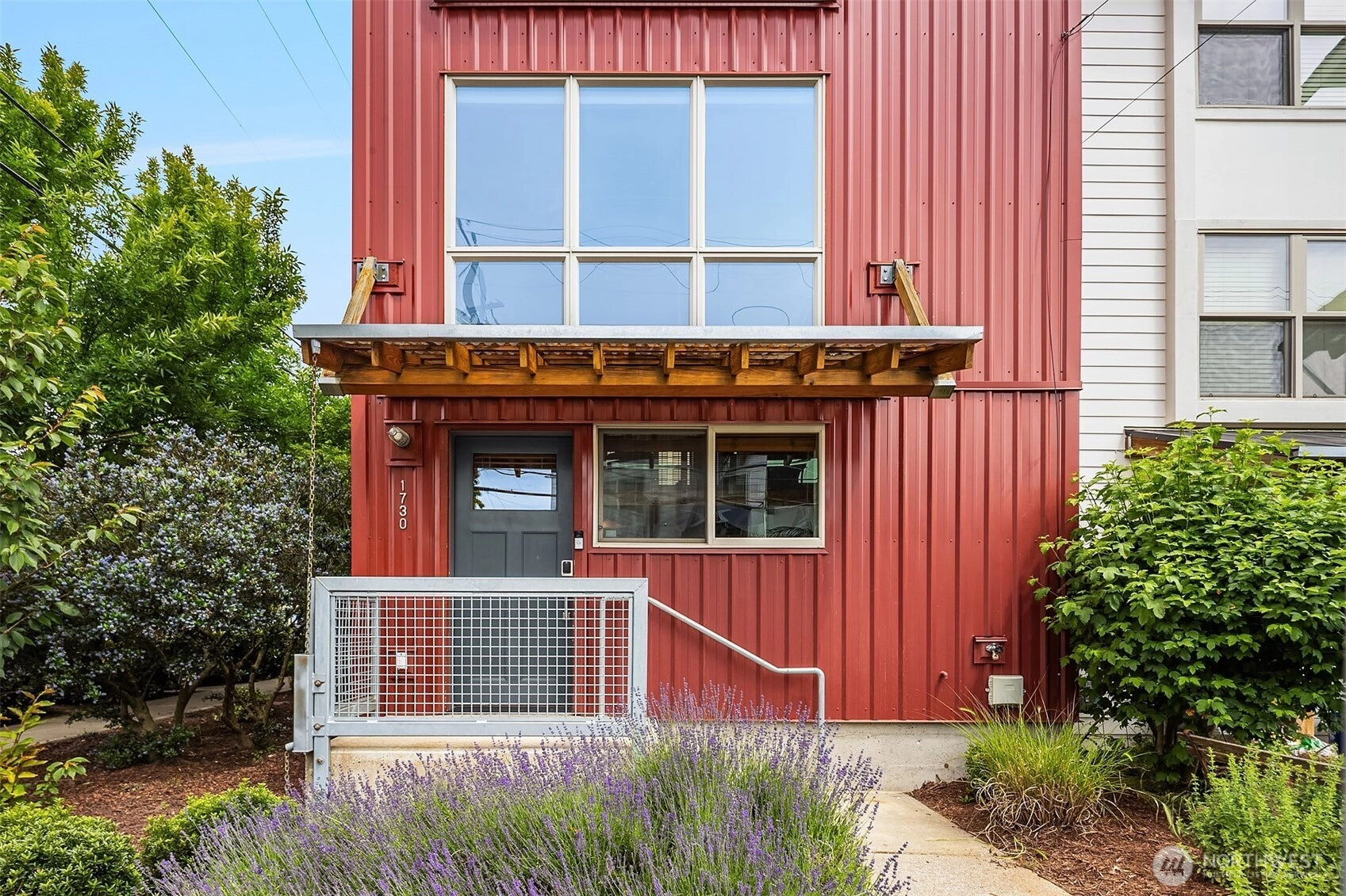 1730 SW Barton St Seattle WA 98106