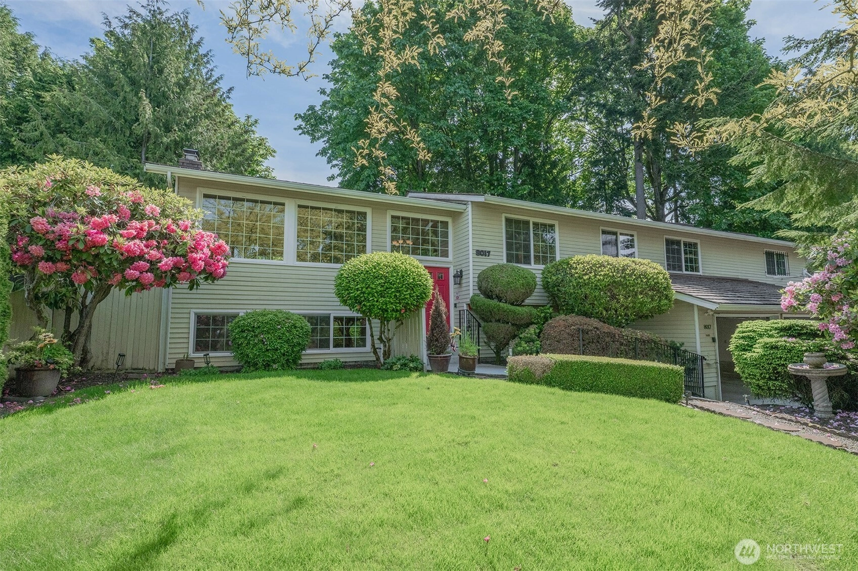 8017 47th Pl W Unit  Mukilteo WA 98275