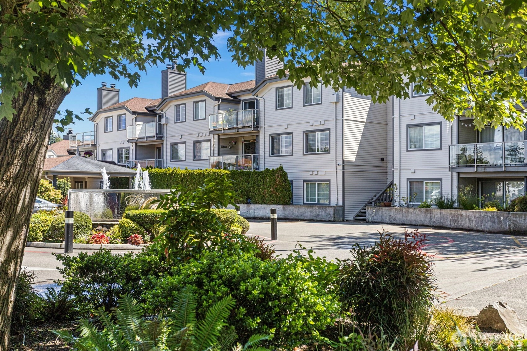 2760 76th Ave SE Unit 407 Unit 407 Mercer Island WA 98040