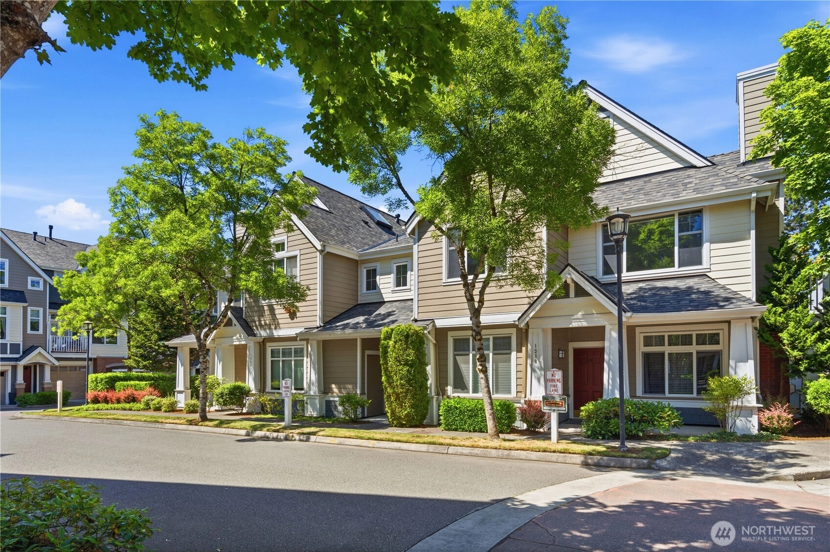 1392 Huckleberry Cir Issaquah WA 98029