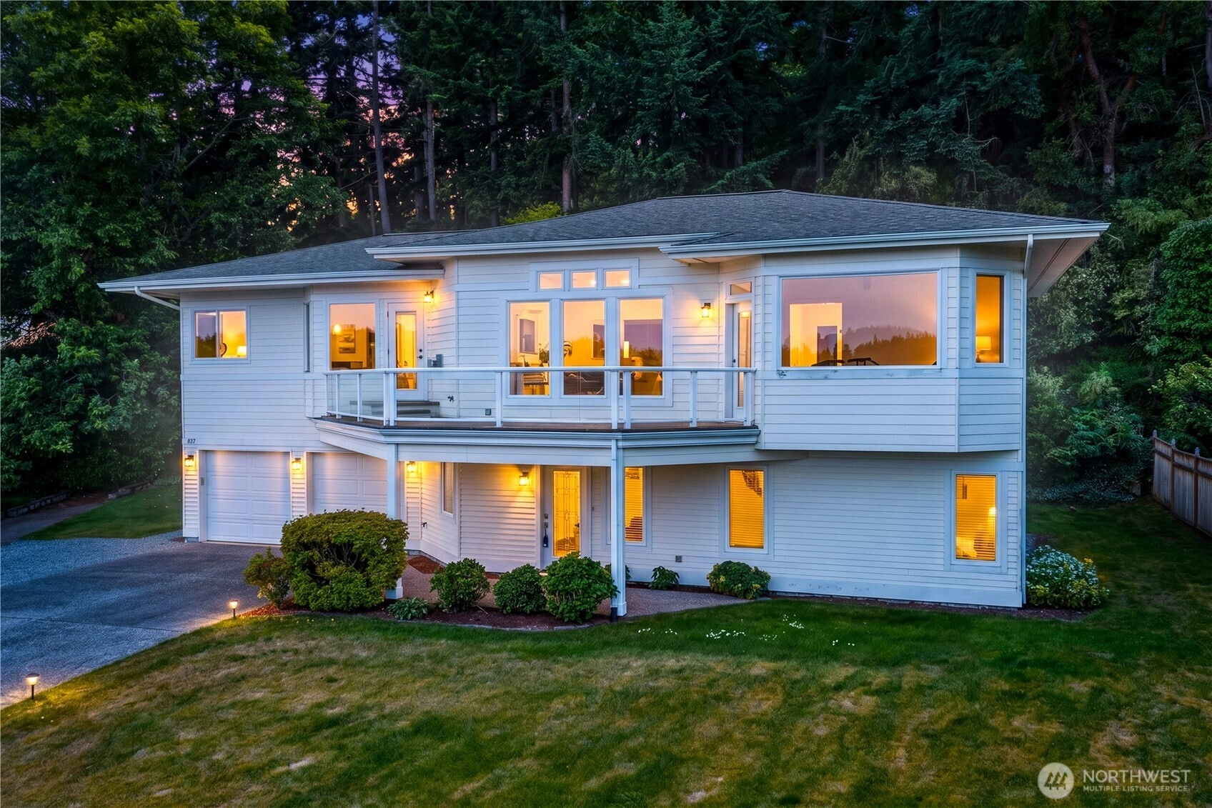 837 Shoshone Dr Unit  La Conner WA 98257