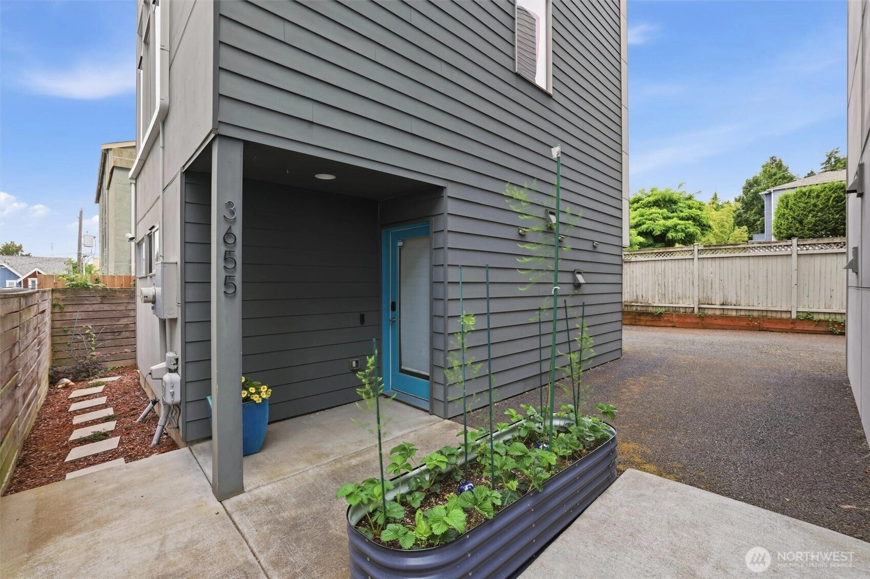 3655 Francis Ave N Seattle WA 98103