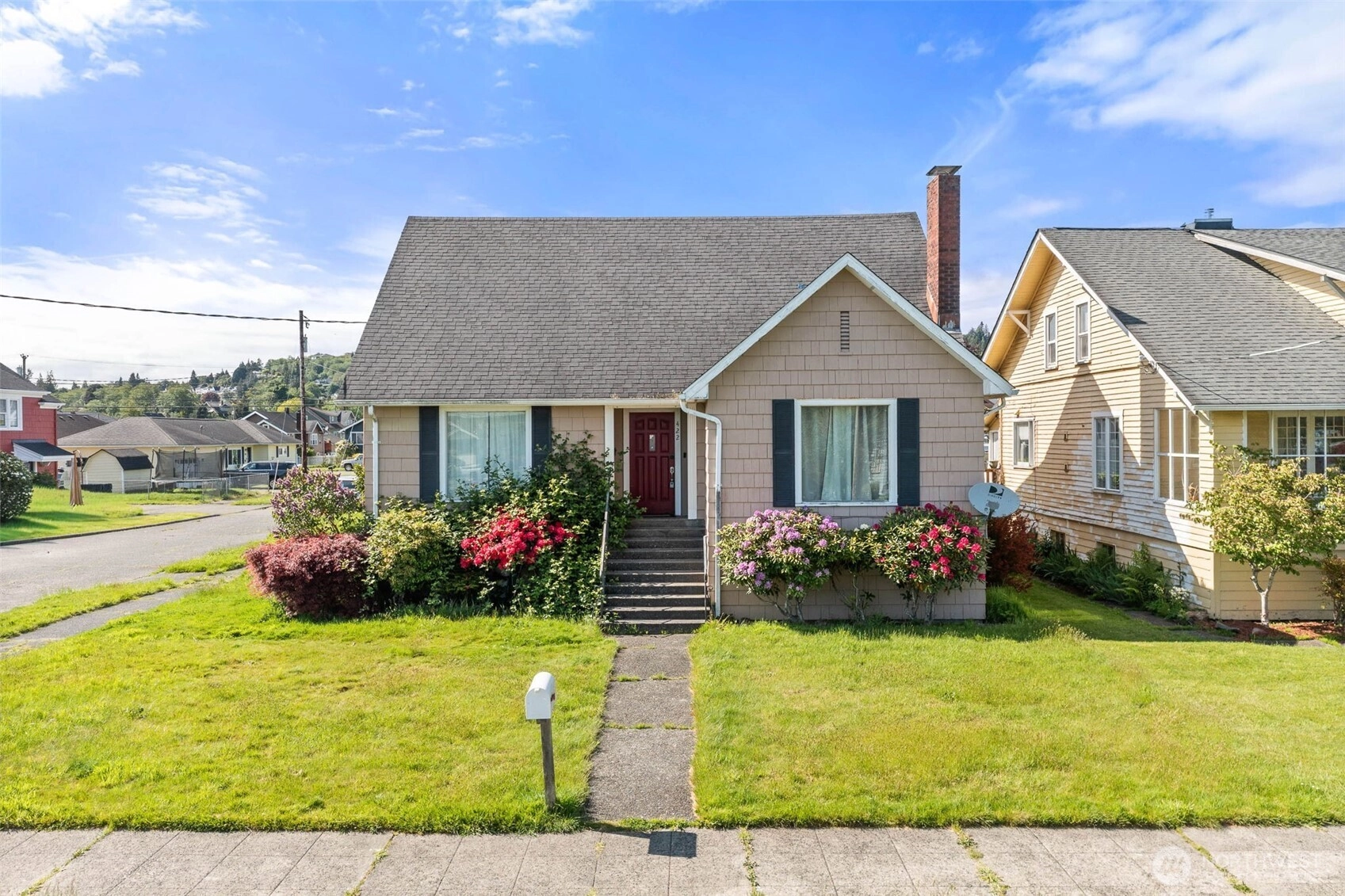 422 W 3rd St Aberdeen WA 98520