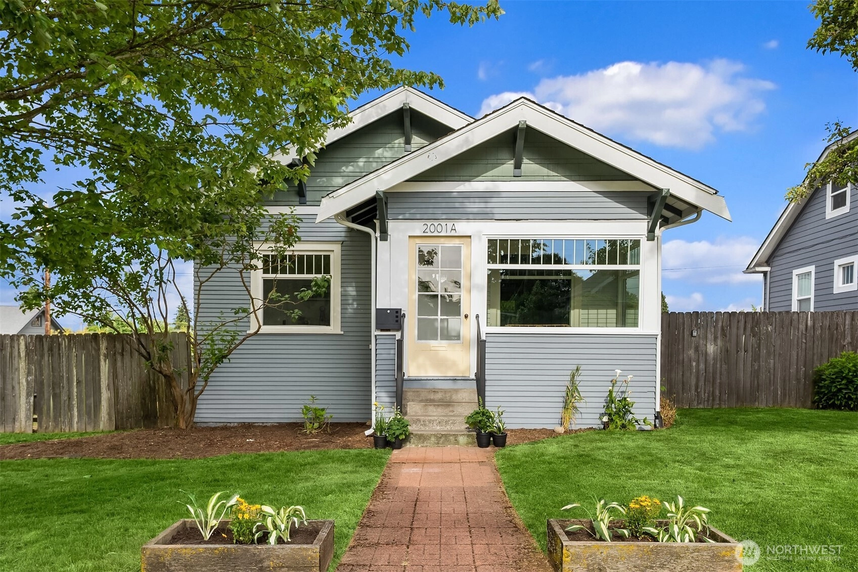 2001 Rainier Ave Everett WA 98201