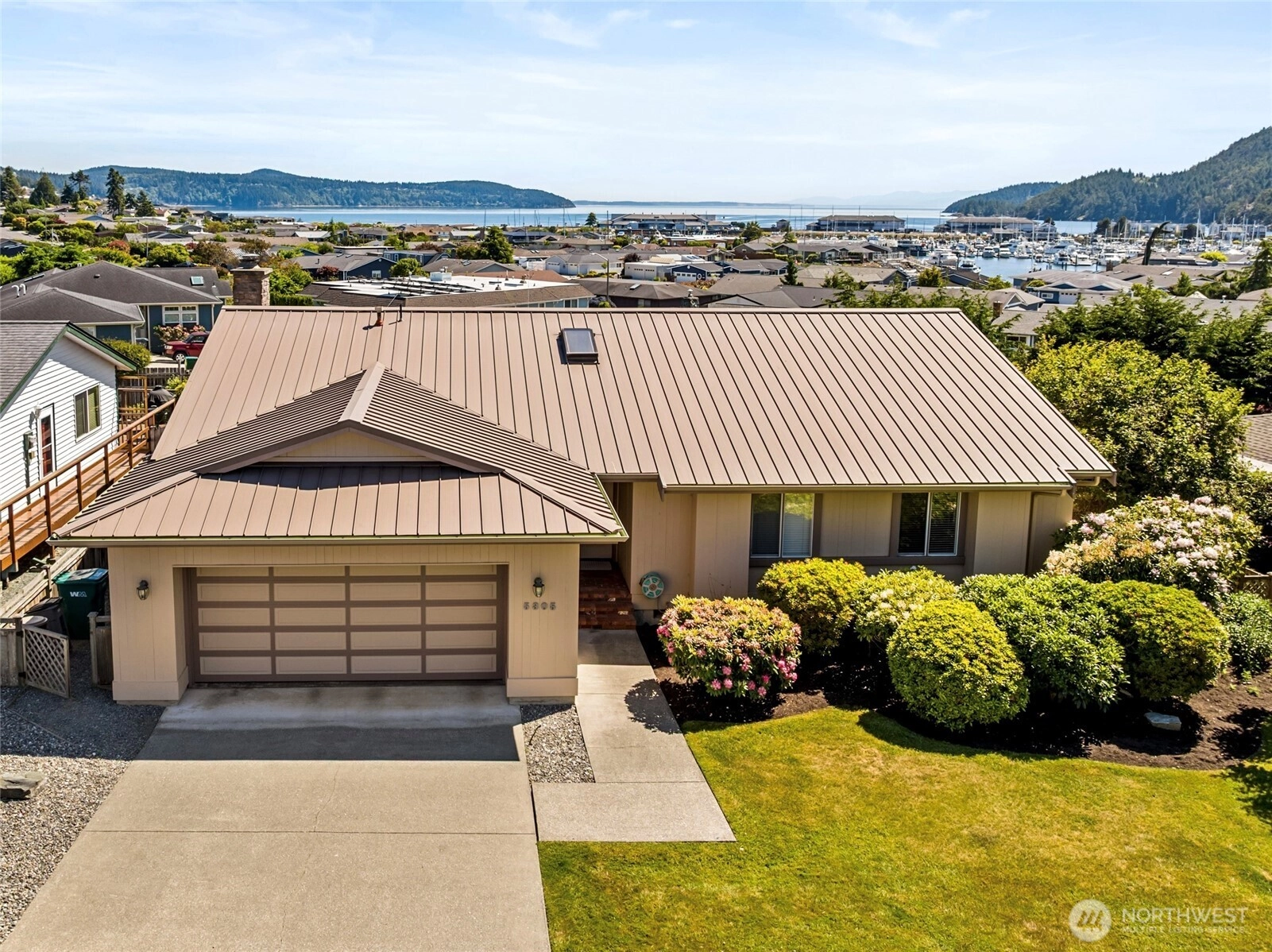 5305 Sterling Dr Anacortes WA 98221