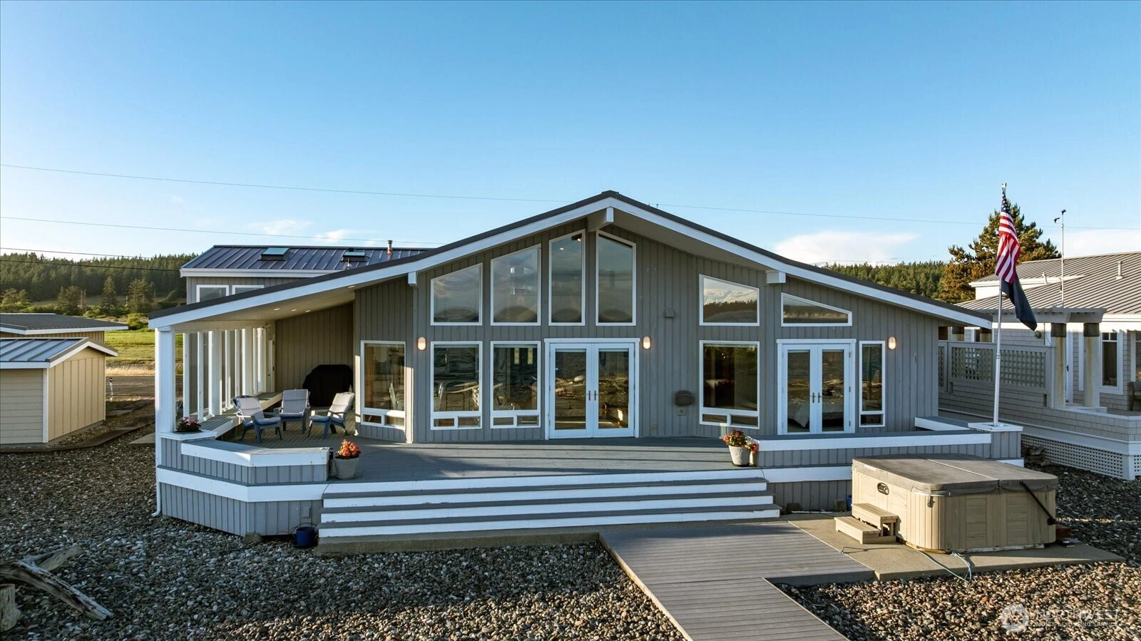 333 Keystone Ave Unit  Coupeville WA 98239