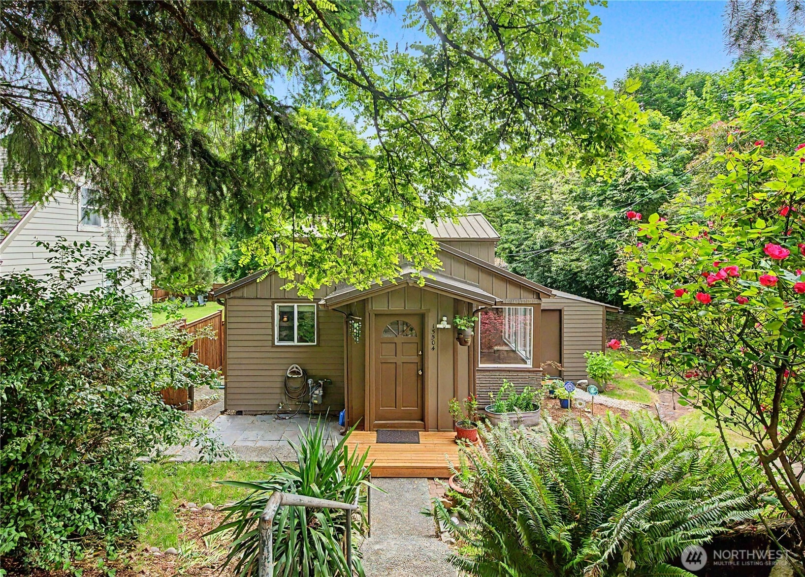 15504 11th Ave NE Unit  Shoreline WA 98155