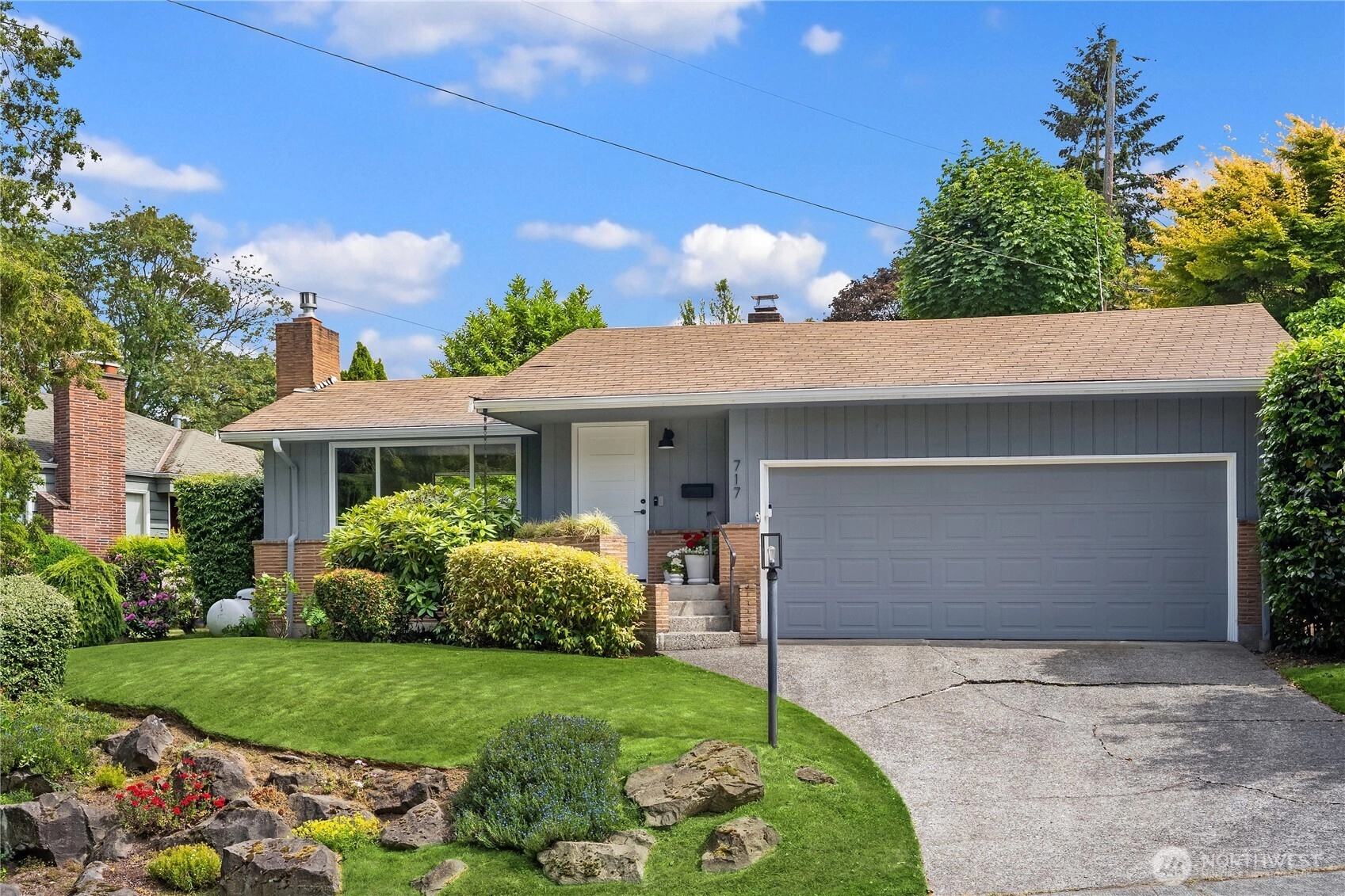 717 W Cremona St Seattle WA 98119