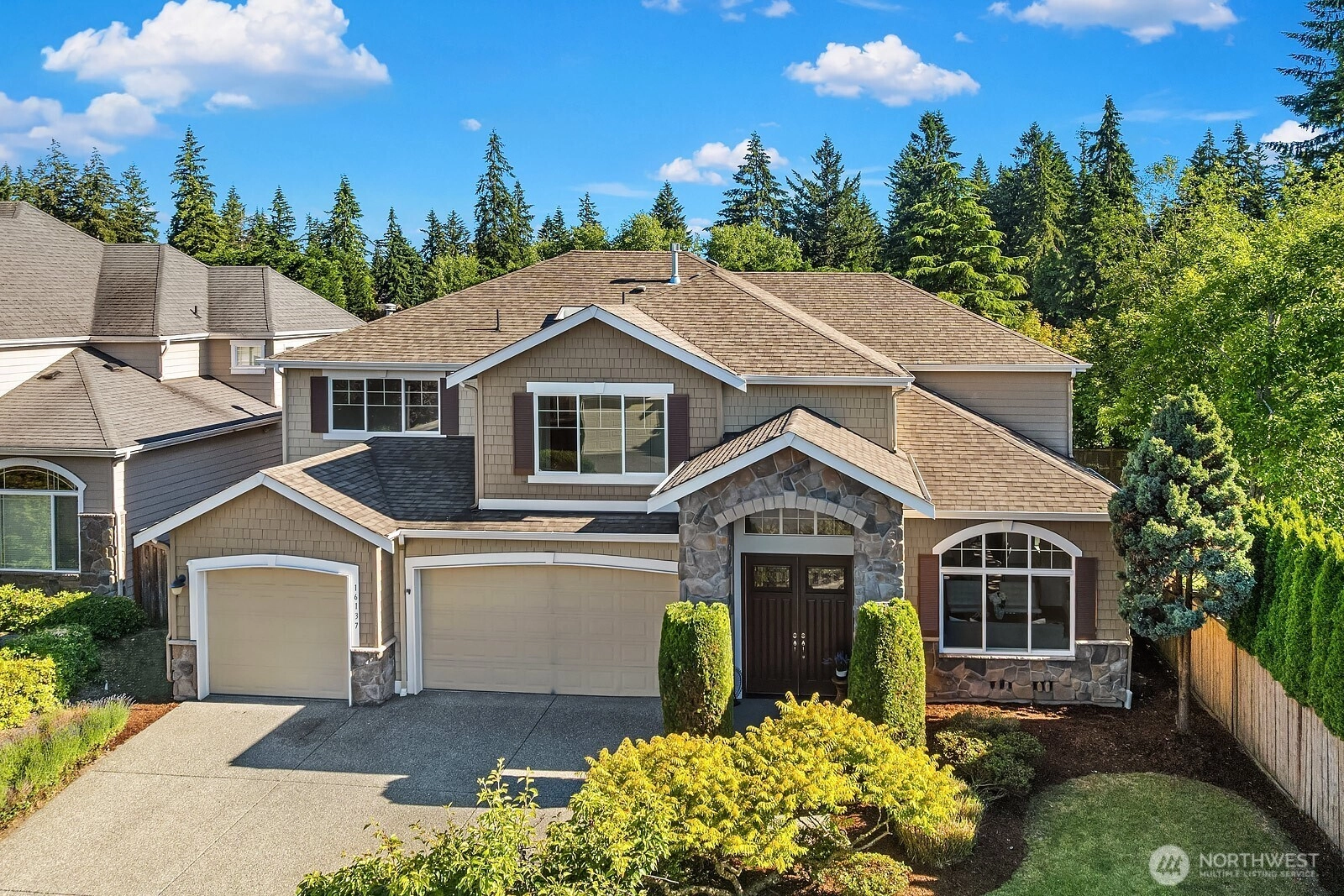 16137 Northup Way Unit  Bellevue WA 98008
