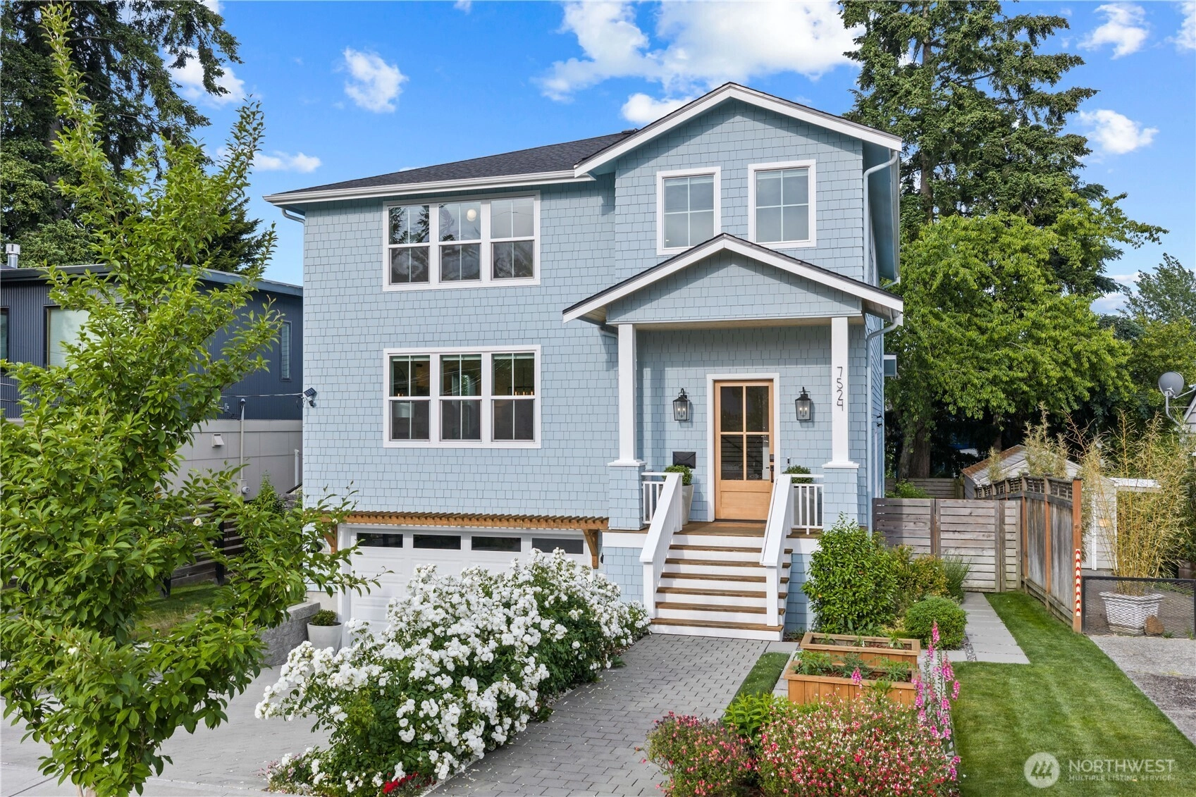 7524 33rd Ave NE Seattle WA 98115
