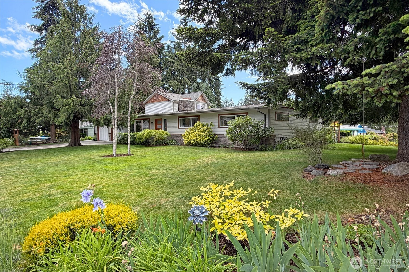 16857 Palatine Ave N Shoreline WA 98133