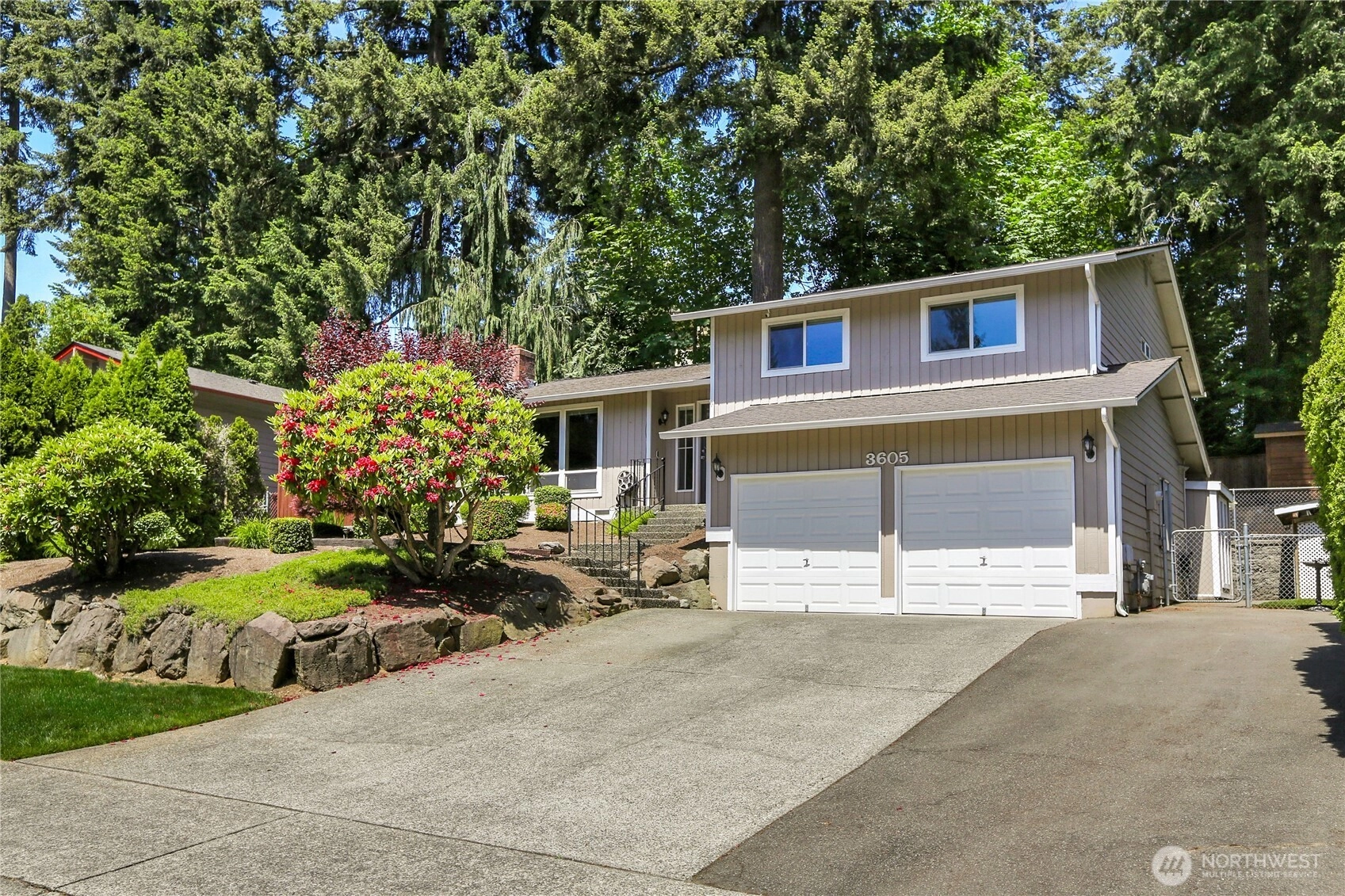 3605 225th Pl SW Unit  Mountlake Terrace WA 98043