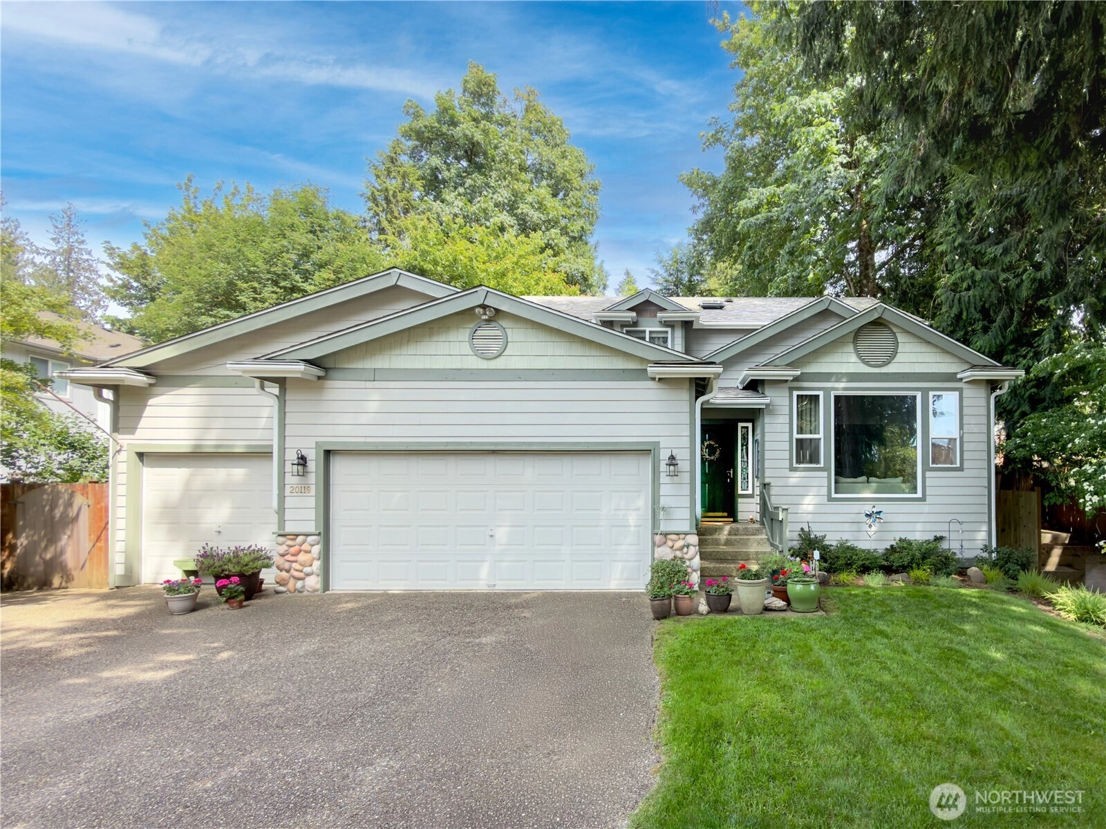 20119 SE 266th St Unit  Covington WA 98042
