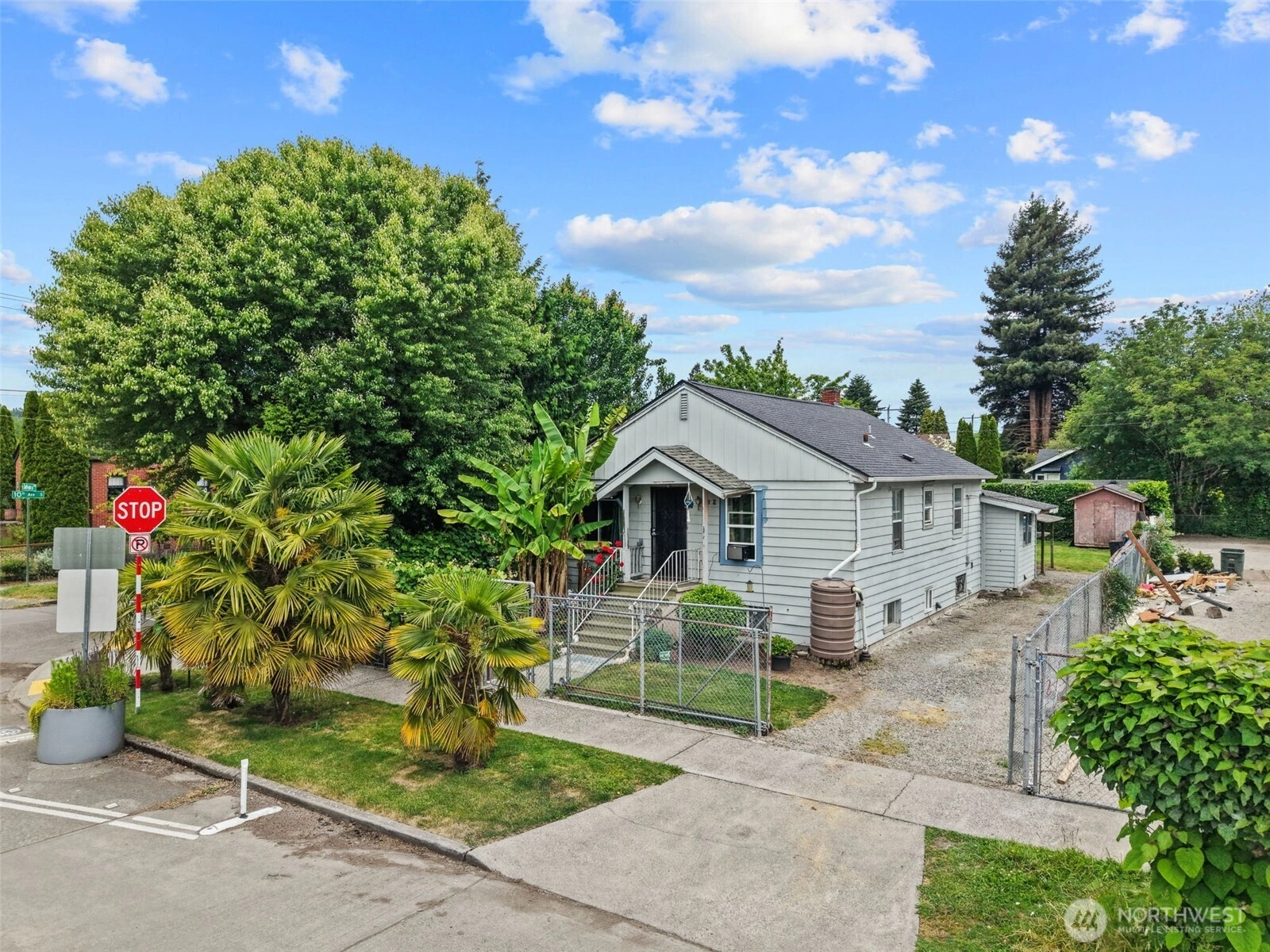 1002 S Sullivan St Unit  Seattle WA 98108
