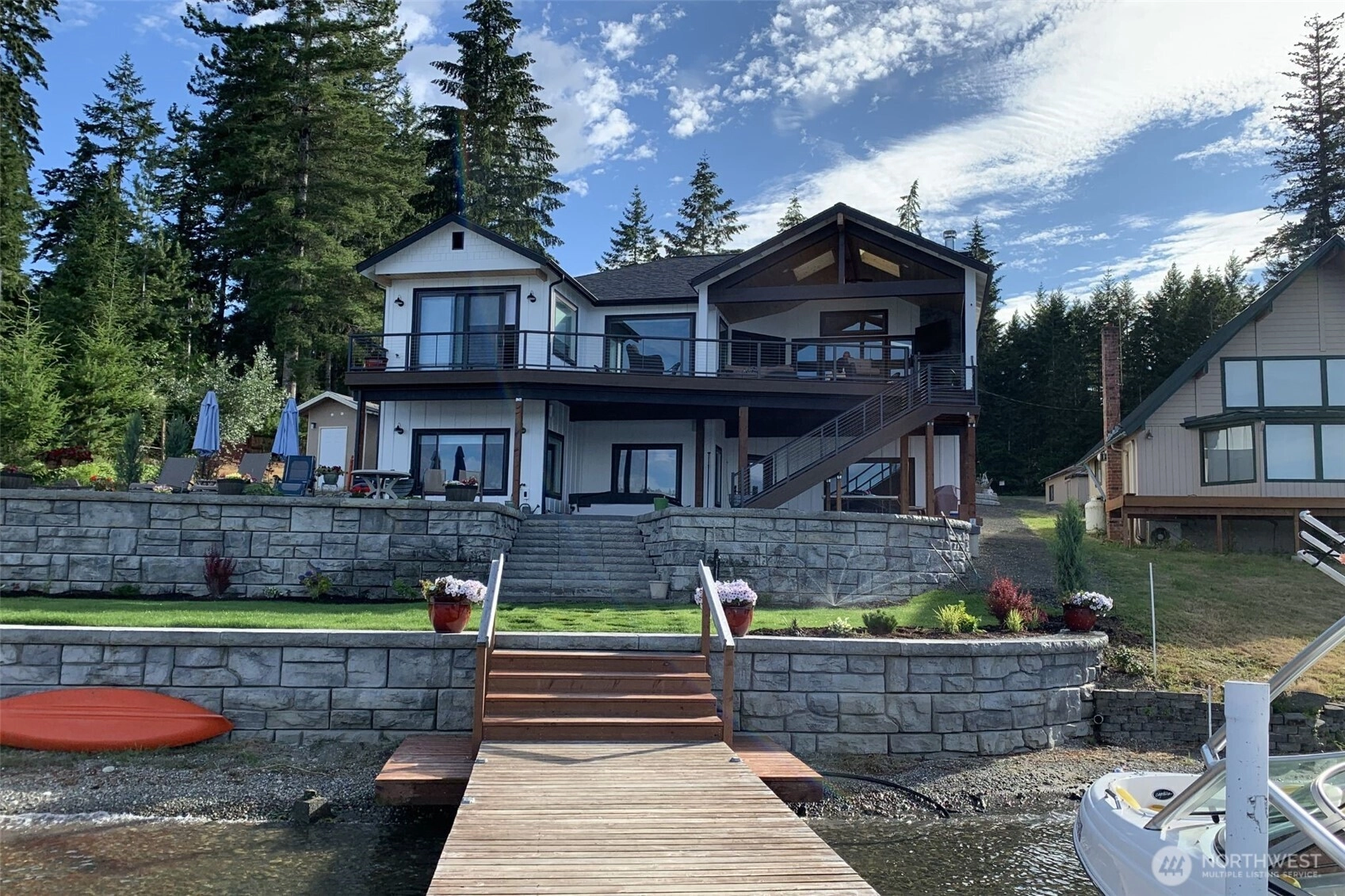706 E Mason Lake Dr S Grapeview WA 98546